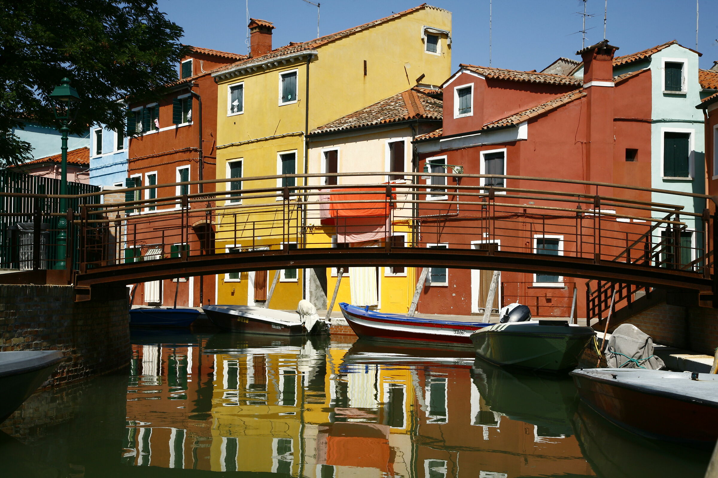Burano and its Colors 4...