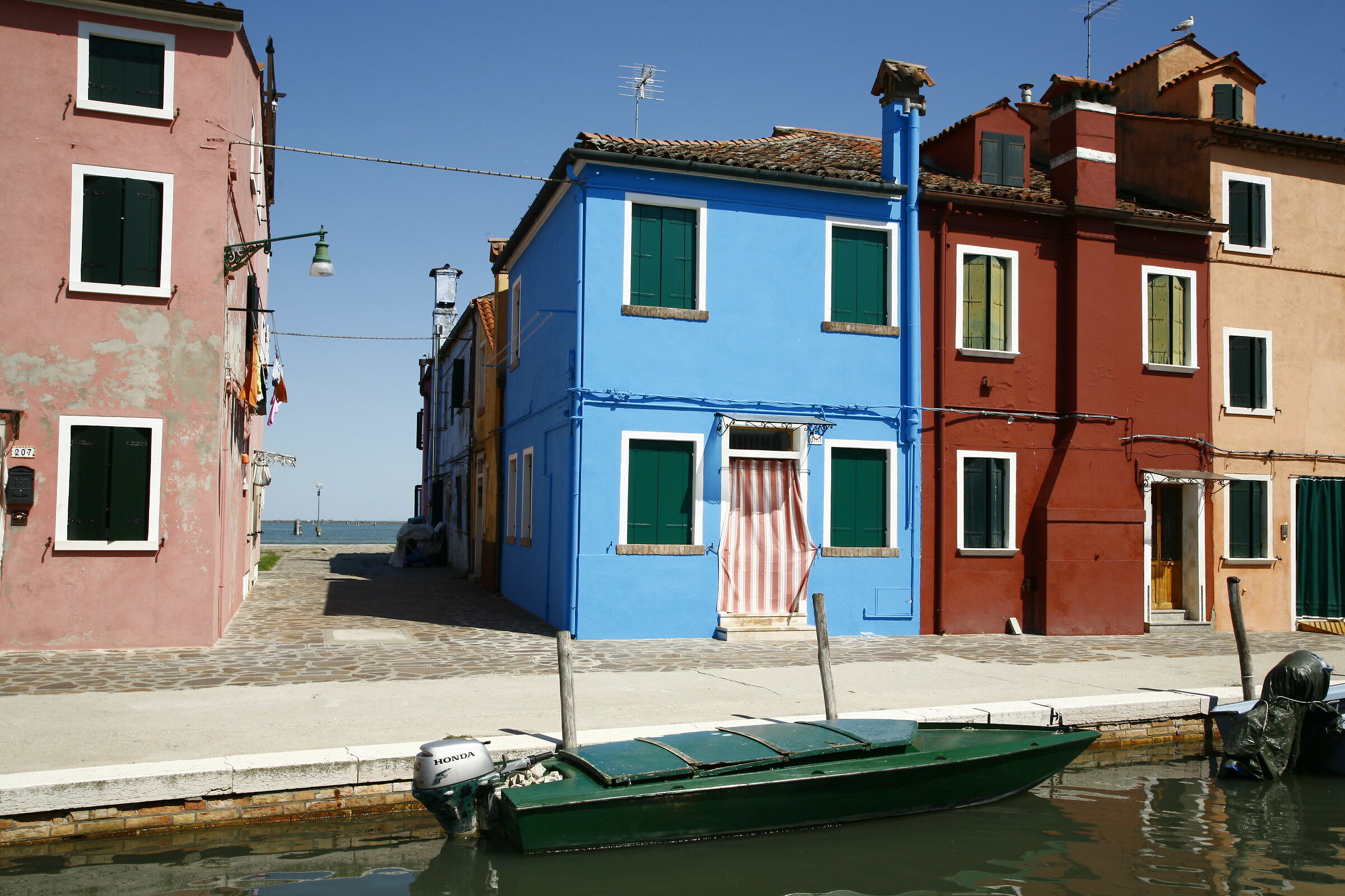 Burano and its colors 6...