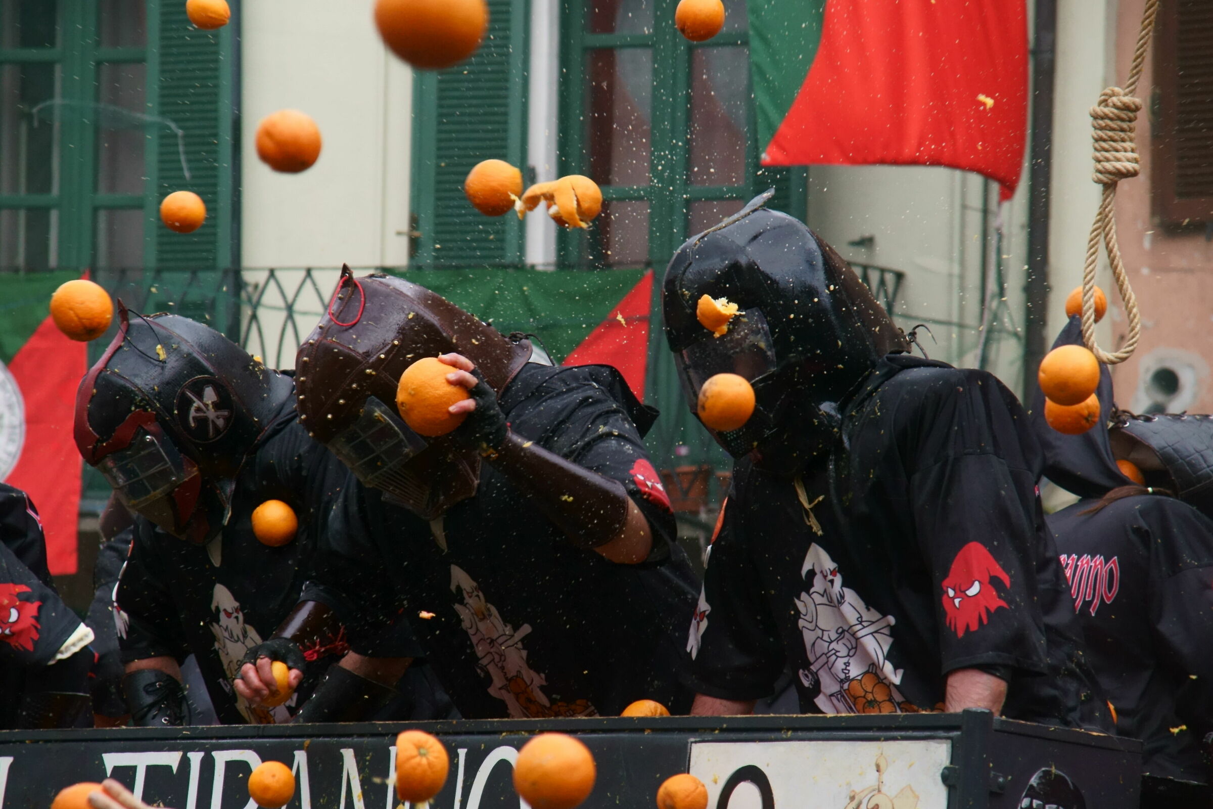 Battle of the Oranges 2019 Borghetto Boia...