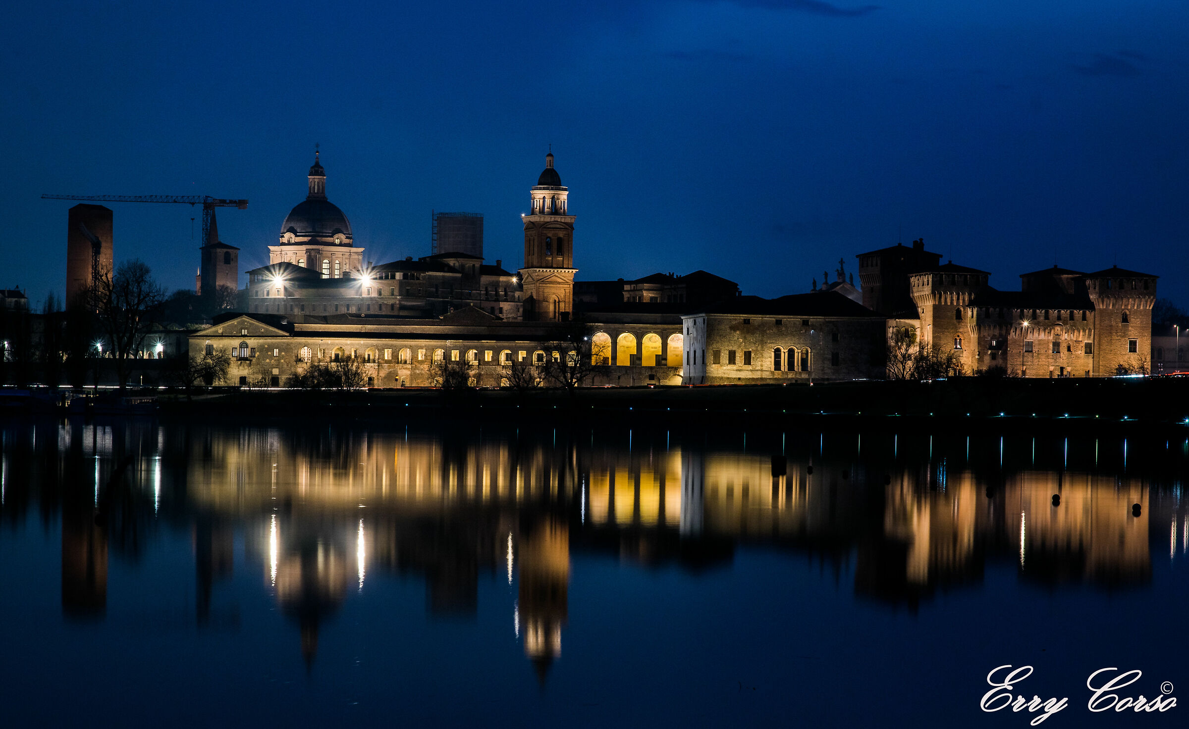 Mantova by night...