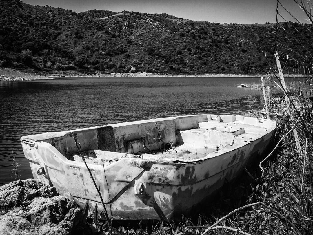 Urbex barche abbandonate al lago...