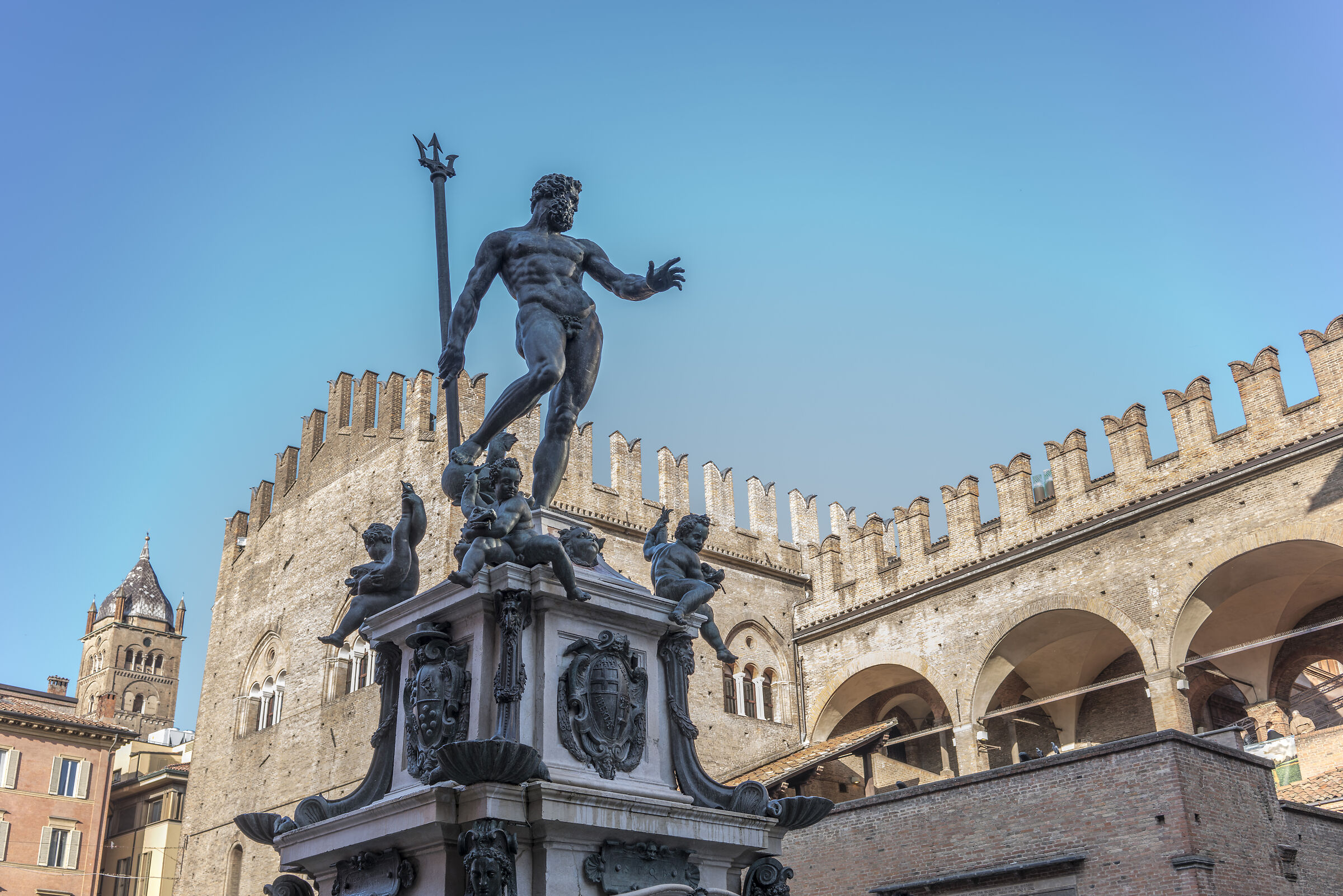 statua del Nettuno -Bologna-...