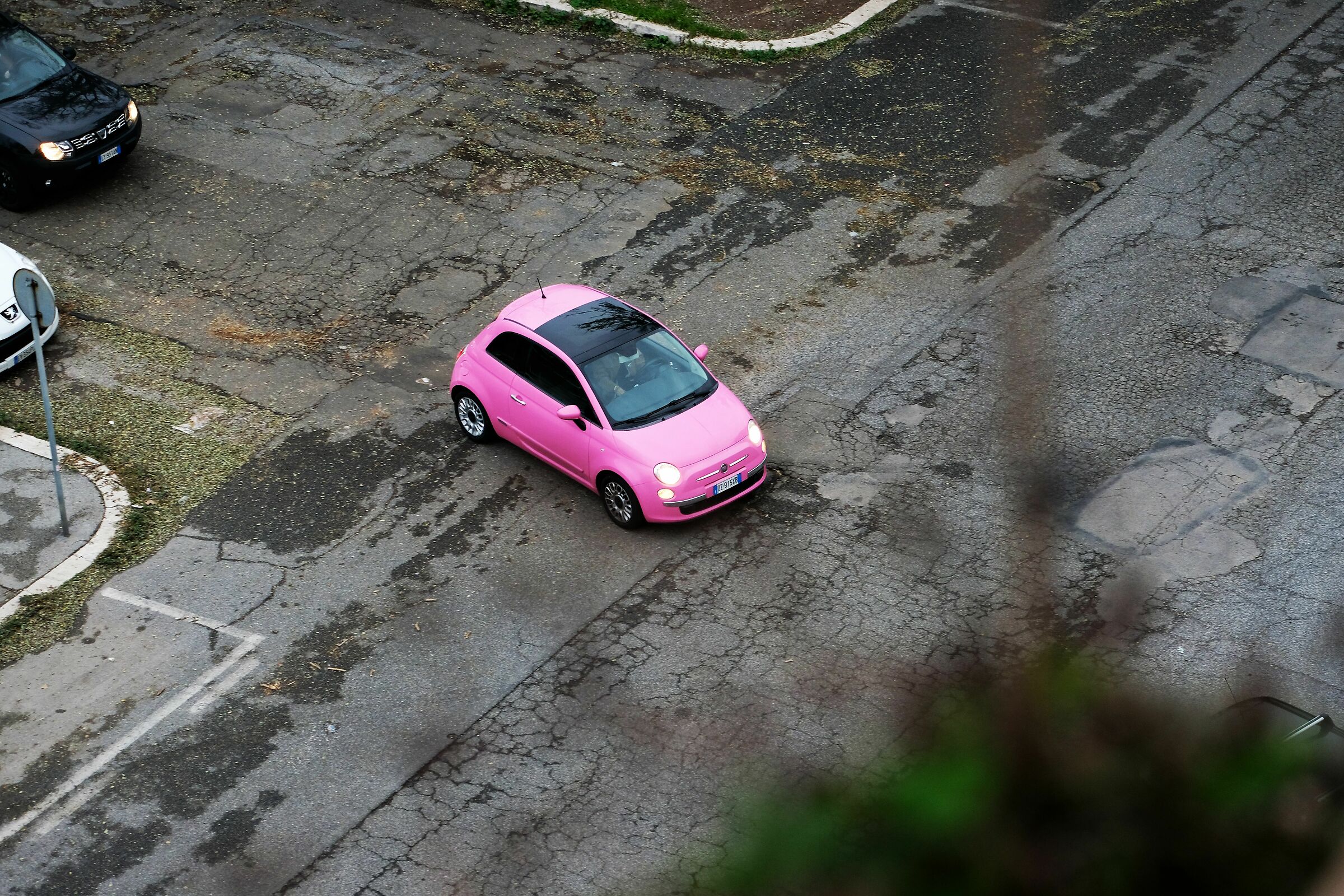 pink car...