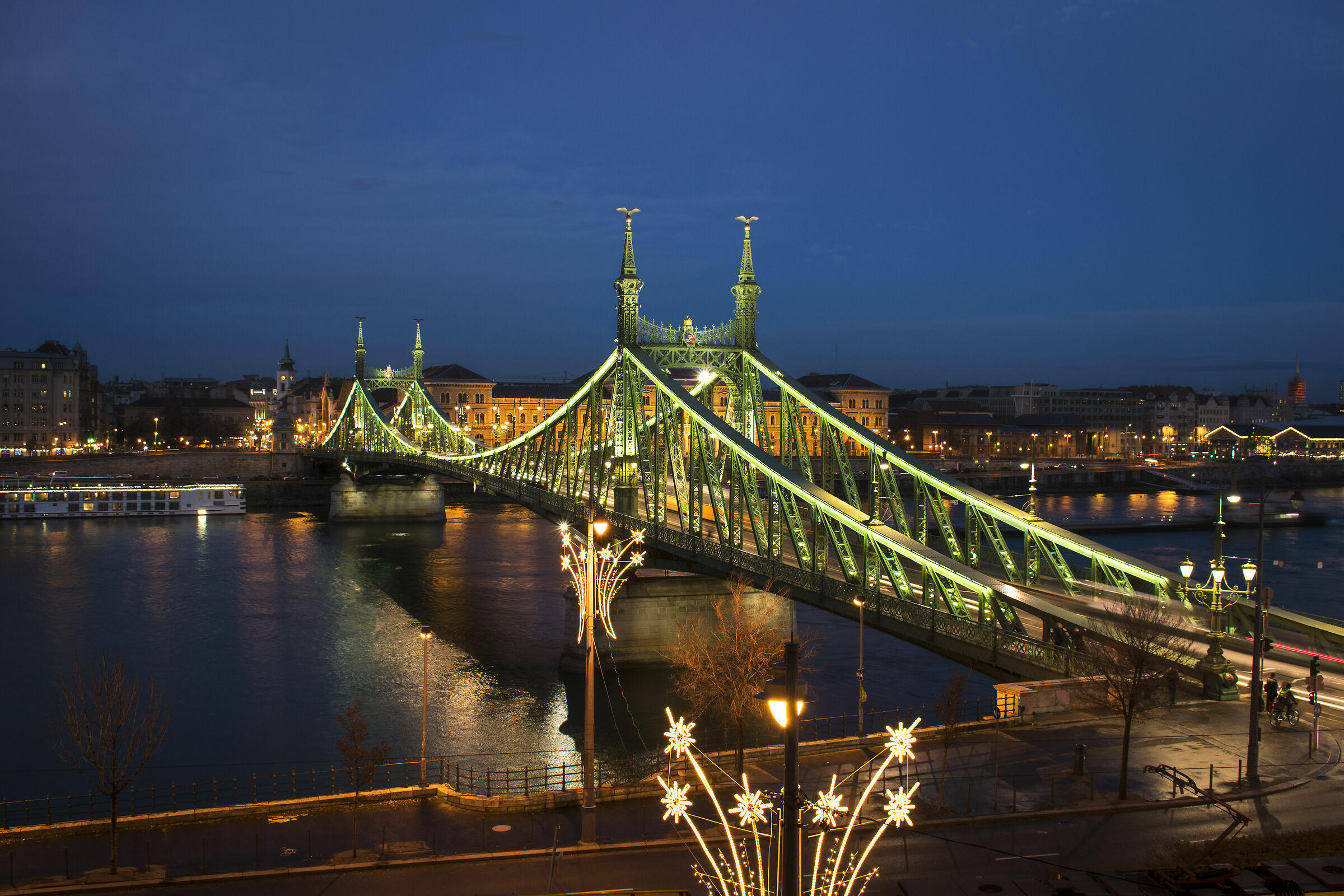 Ponte della libertà Budapest...