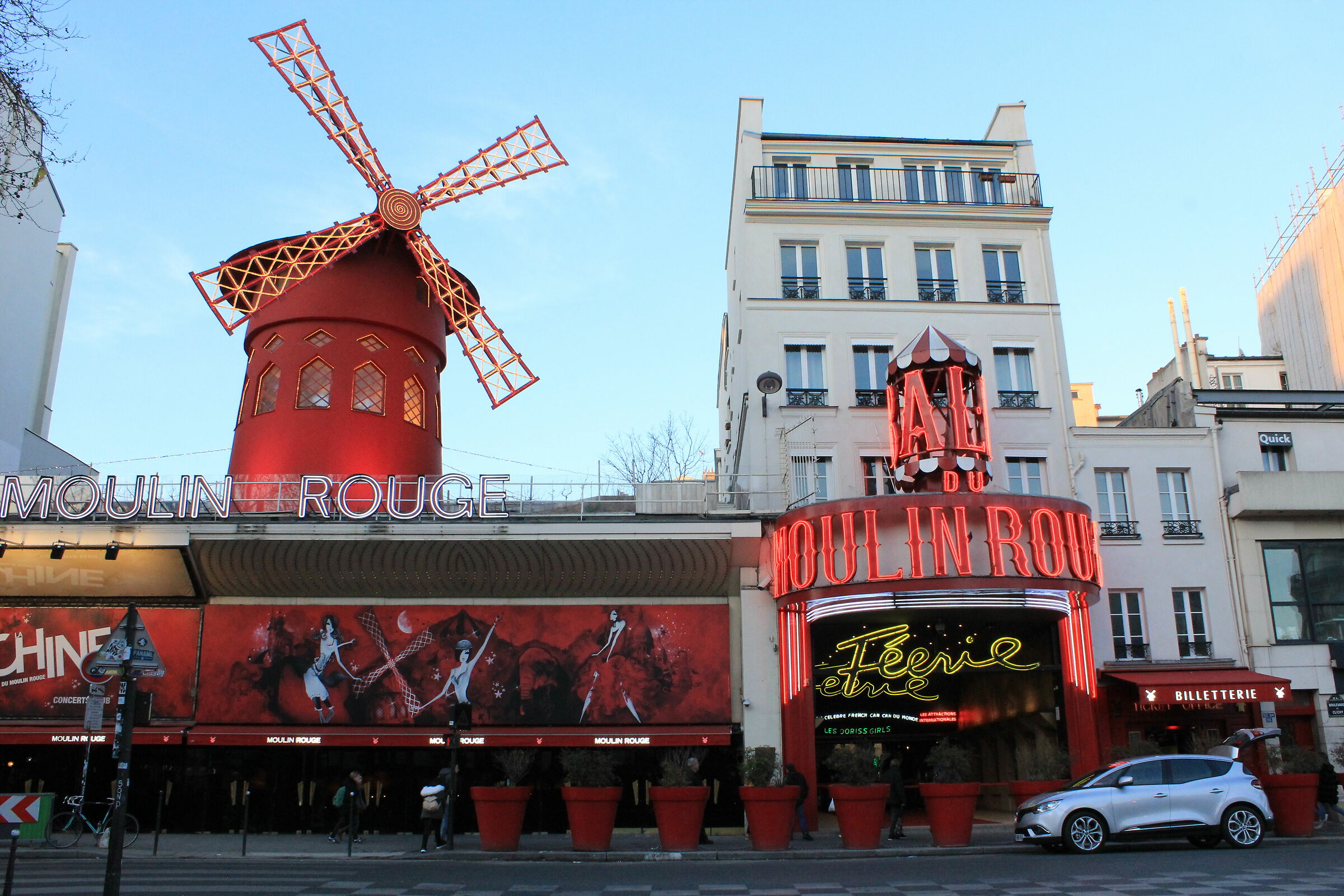 Moulin Rouge ...