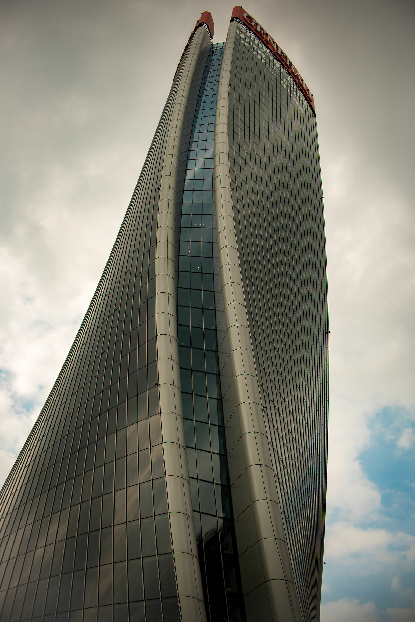 Torre Zaha Hadid...