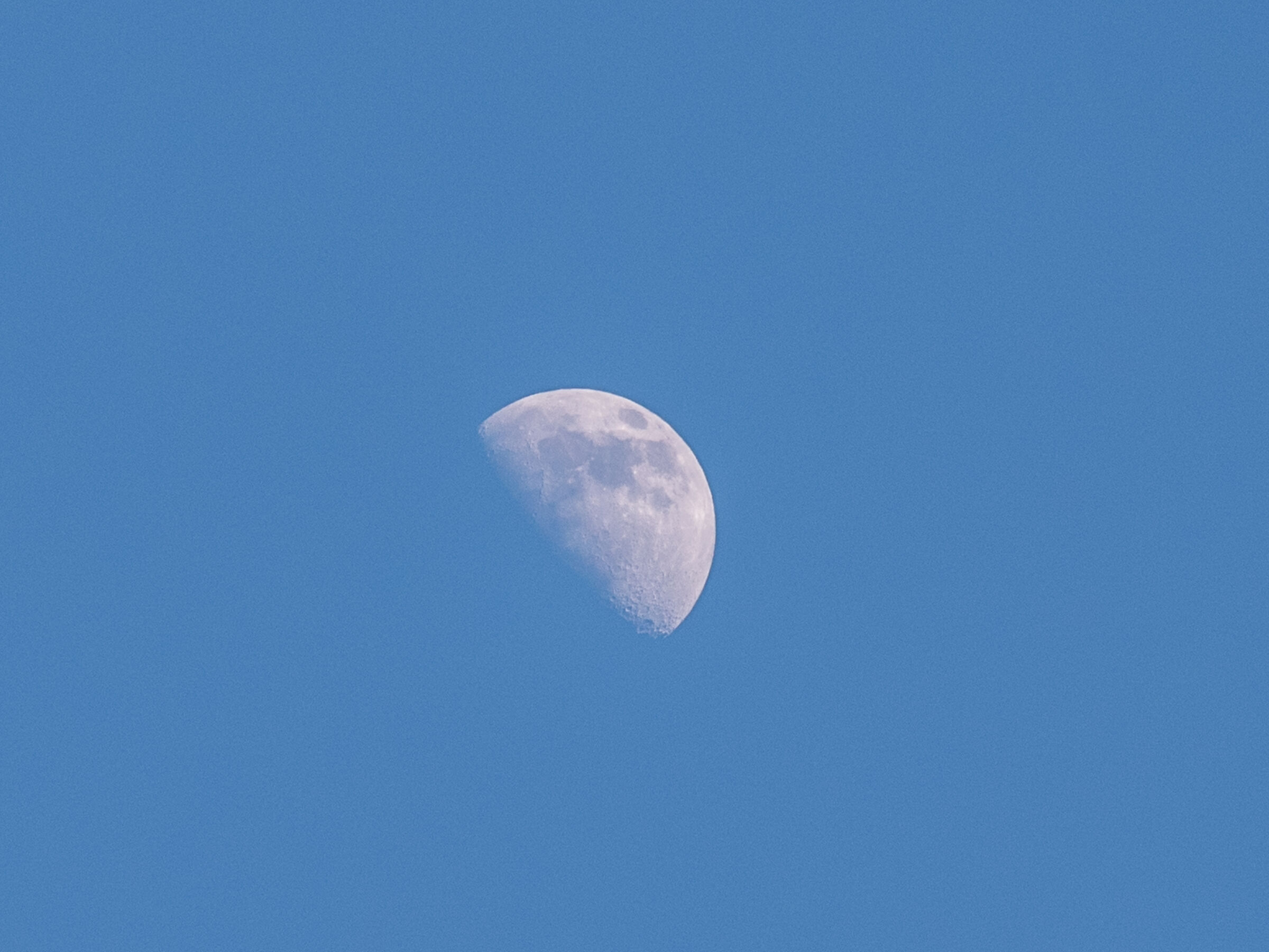 Day Moon ...