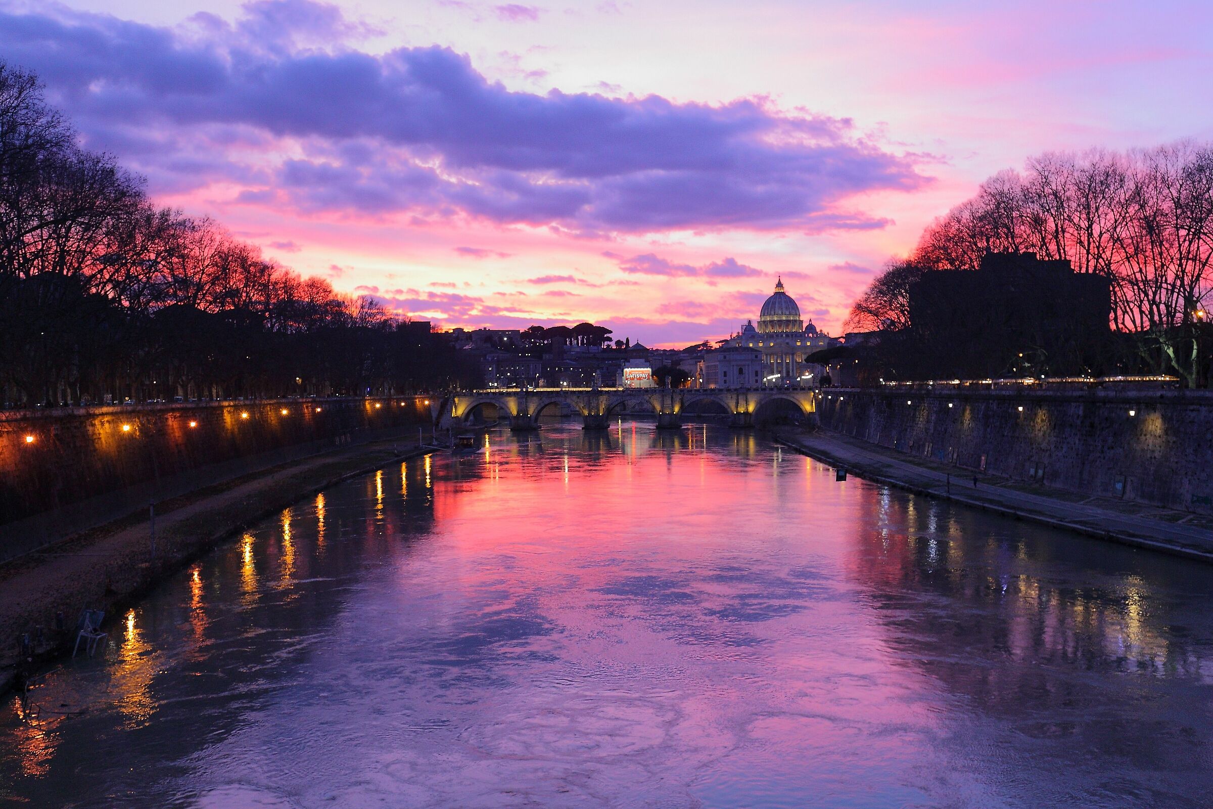Classic sunset from Ponte Umberto 02...