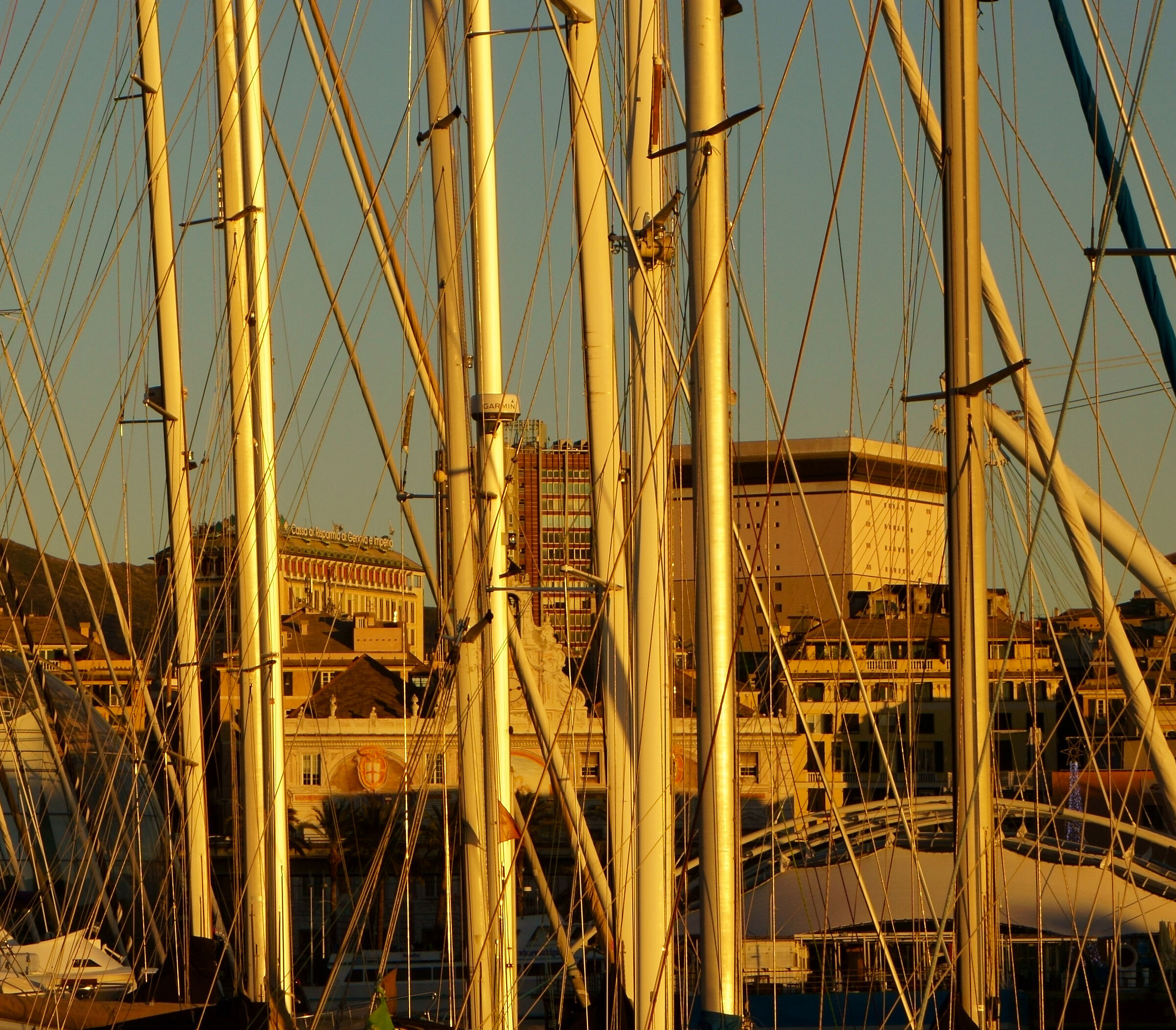 Porto di Genova - tramonto invernale...