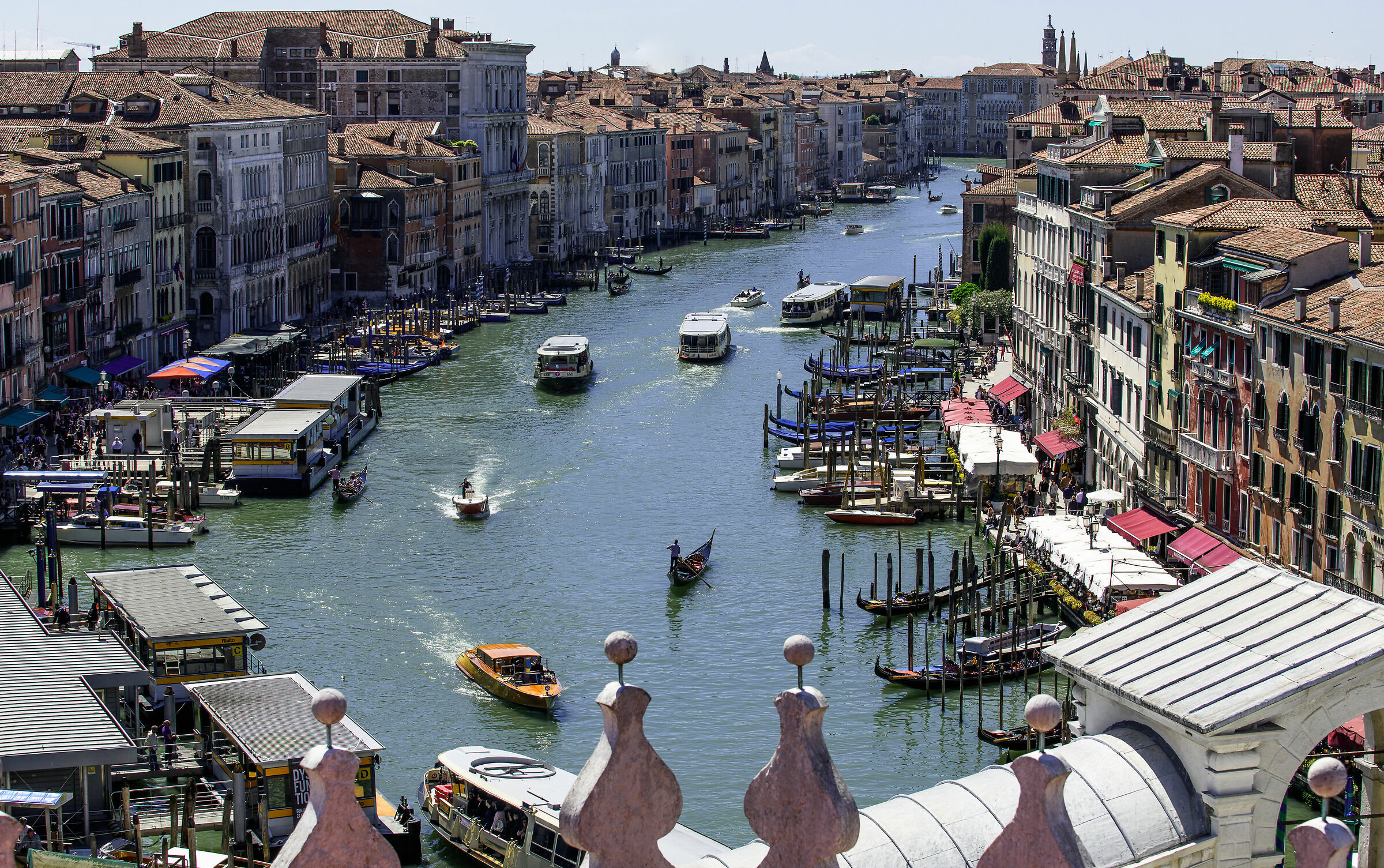 Venezia-Canal Grande dal Fondaco dei Tedeschi...