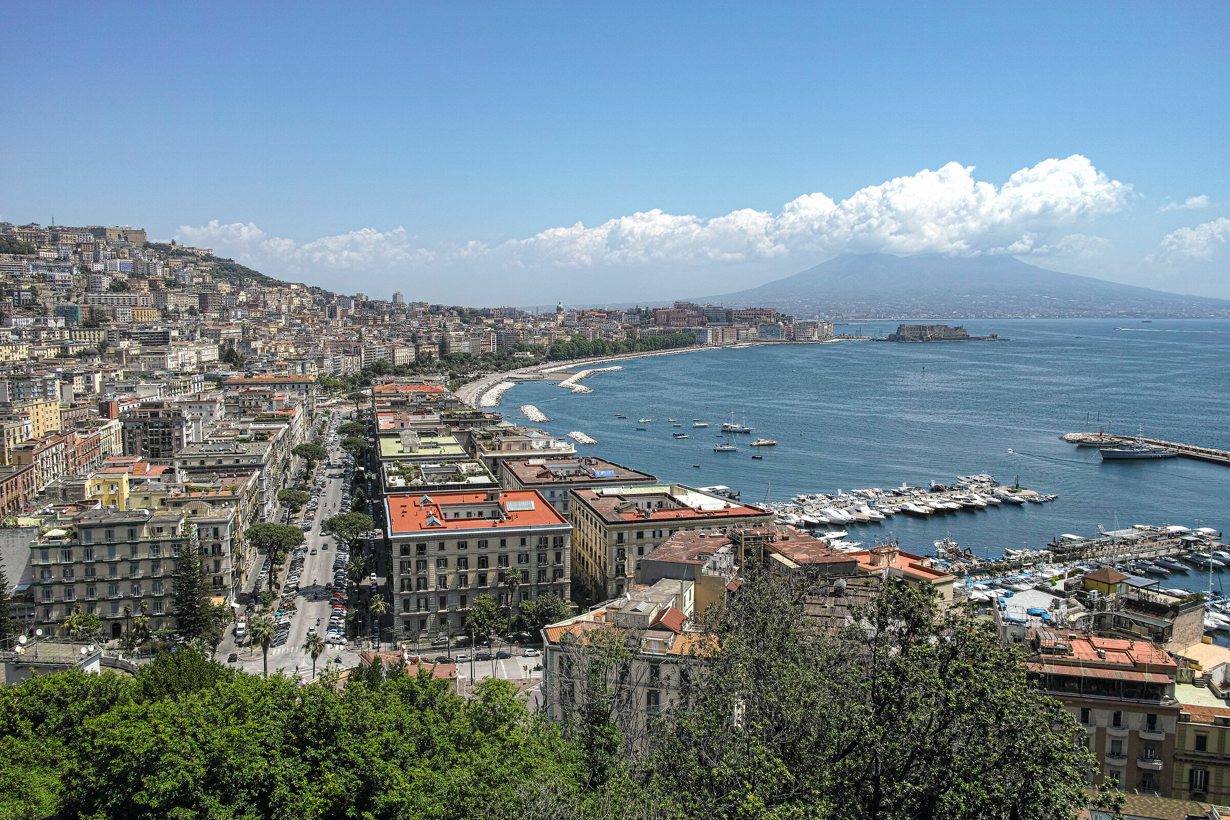 Napoli -vista da S Antonio-Posillipo...