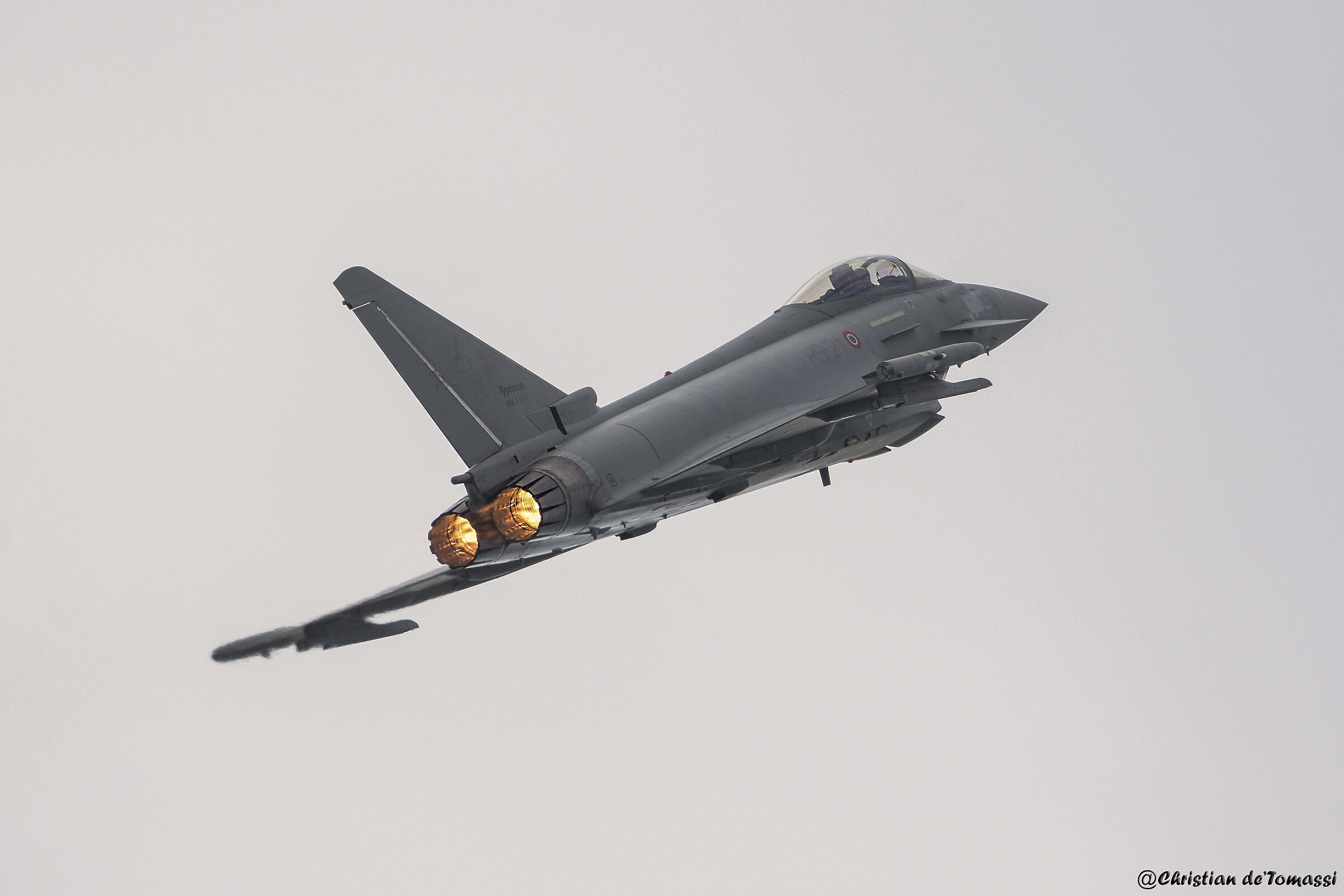 Eurofighter.. Gasss at the bottom...