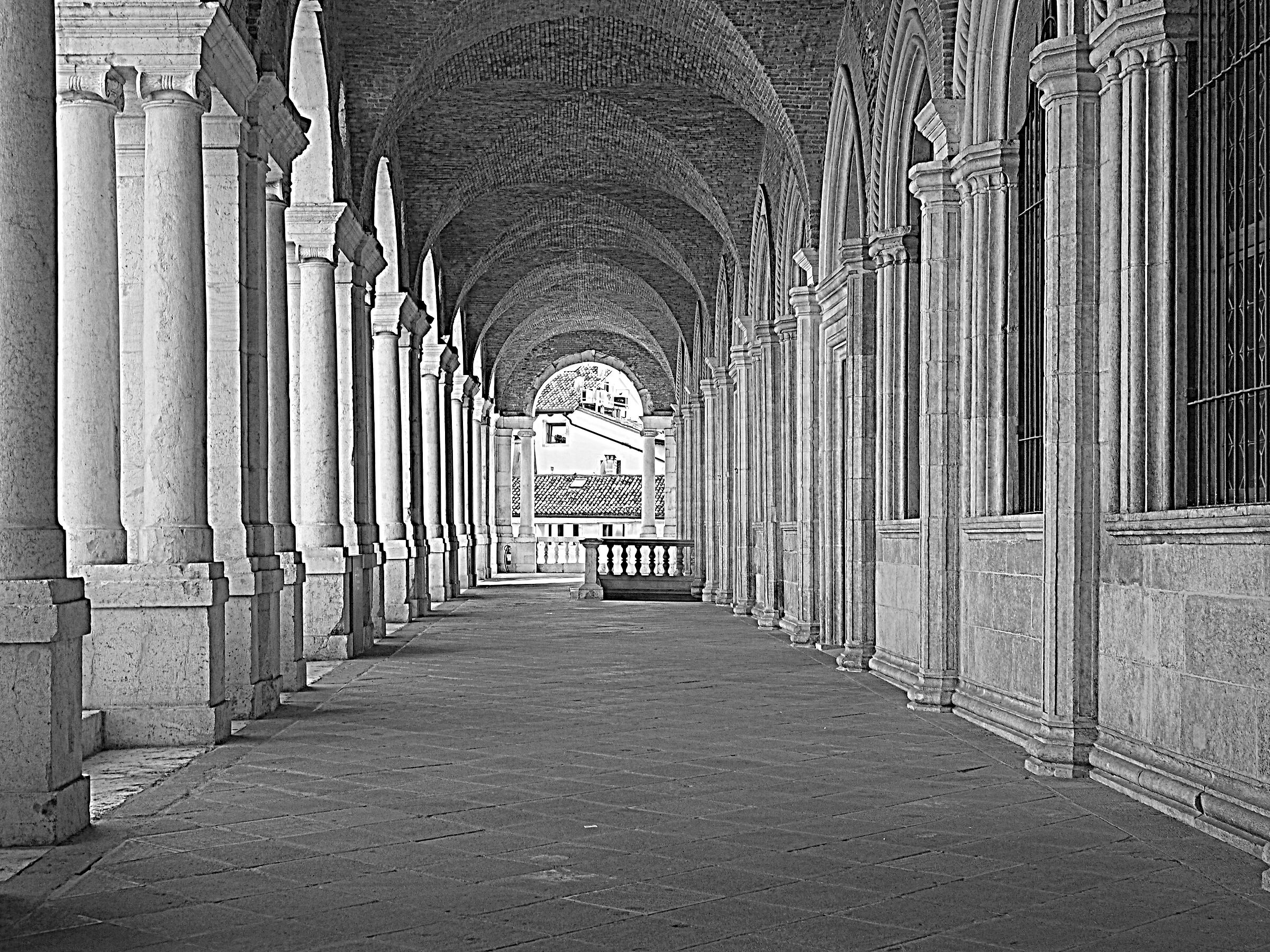 Vicenza - Basilica Palladiana...