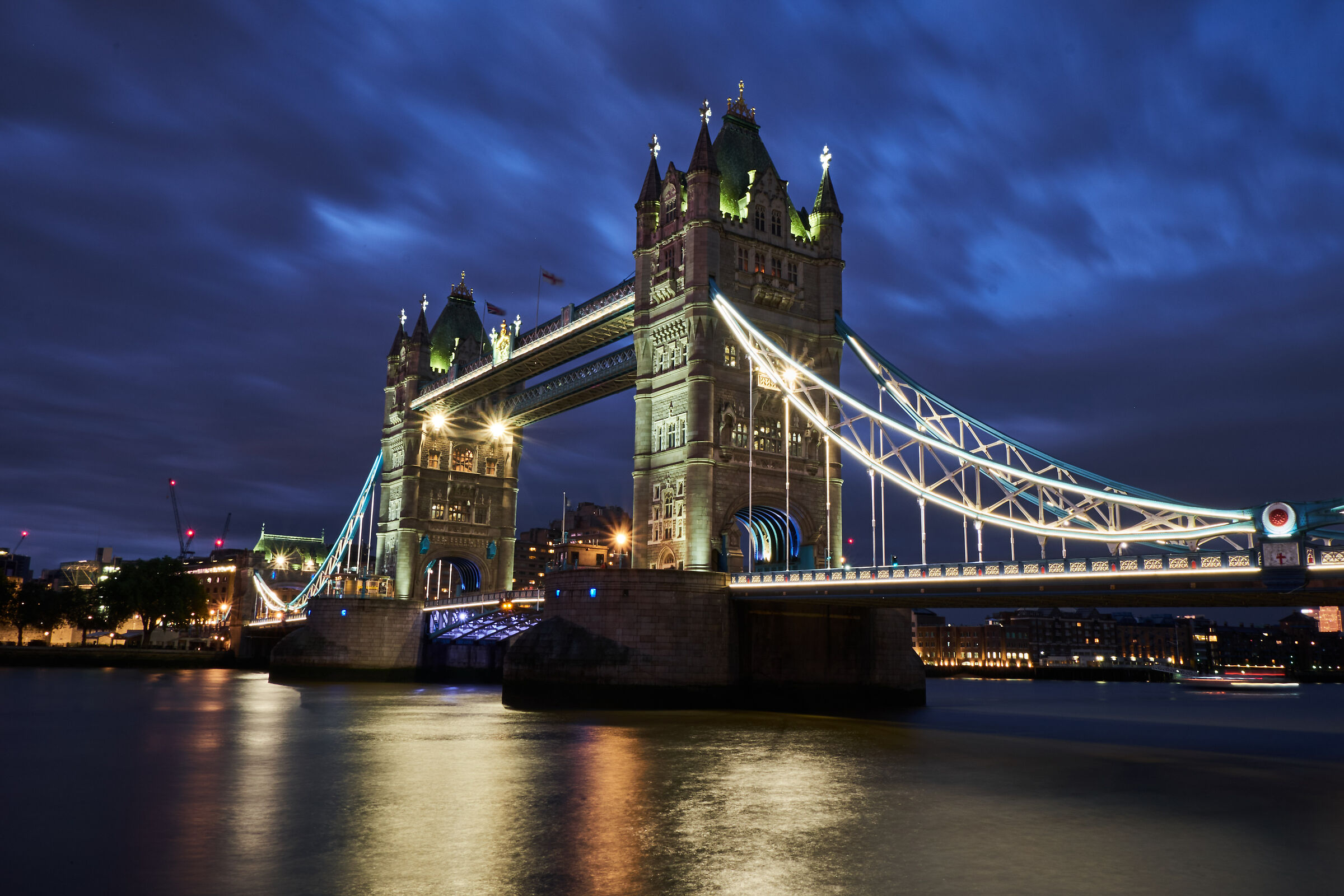 Tower Bridge by night...