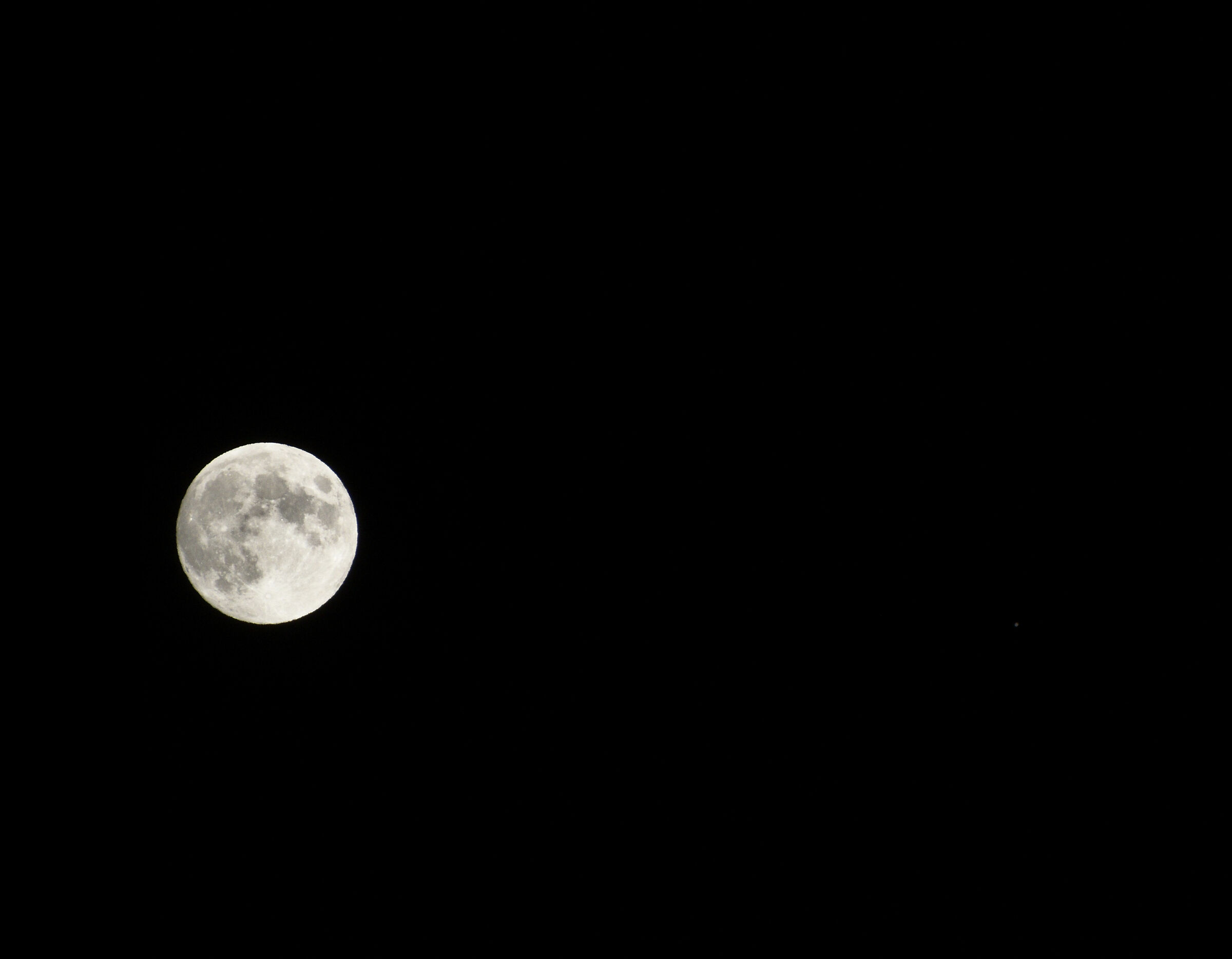 La Luna e Giove oggi...