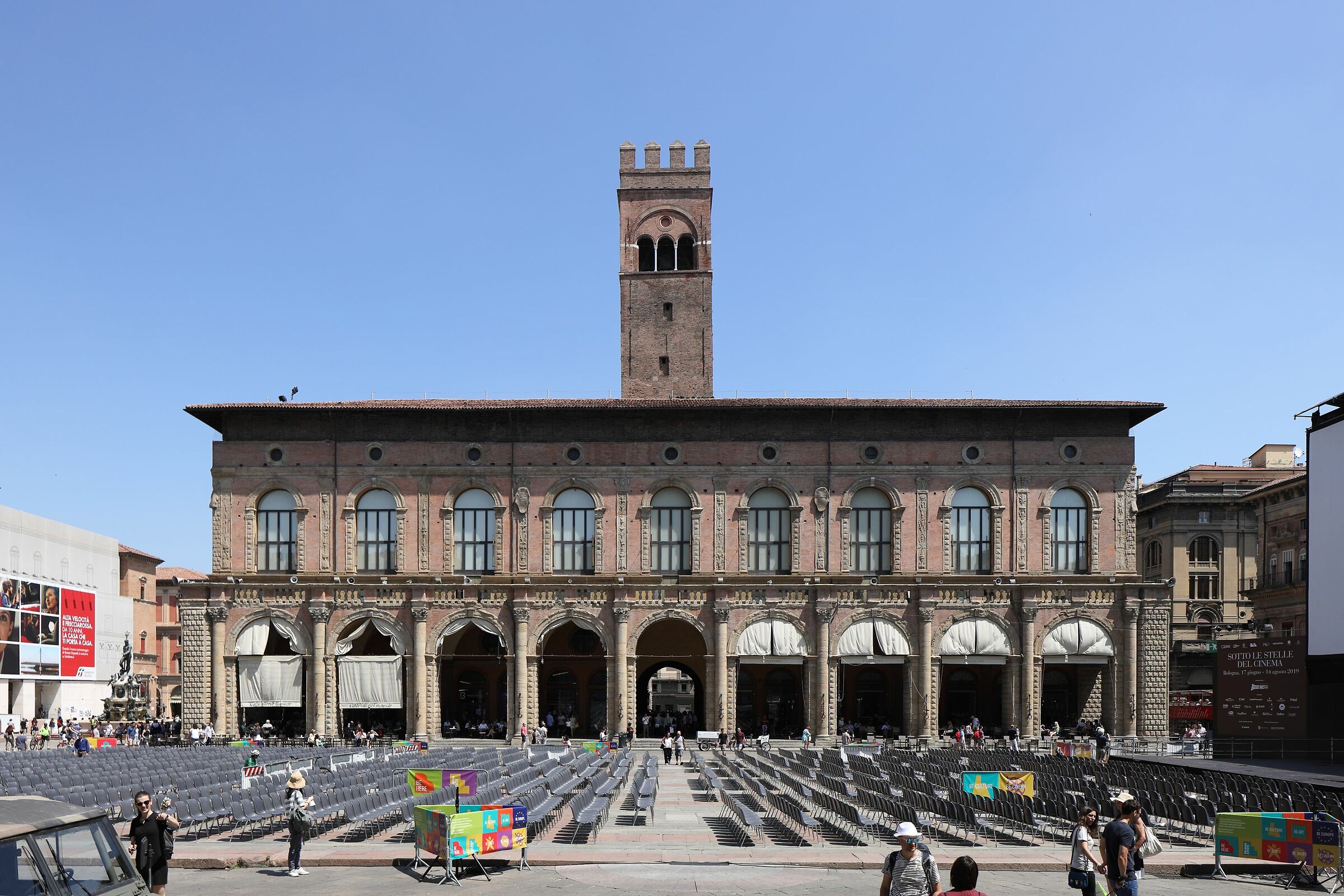 Piazza Maggiore - Palace of The Podesta ...