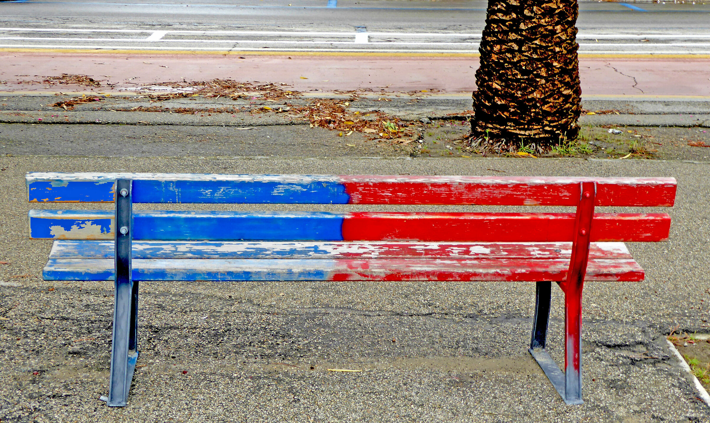 two-colored bench...