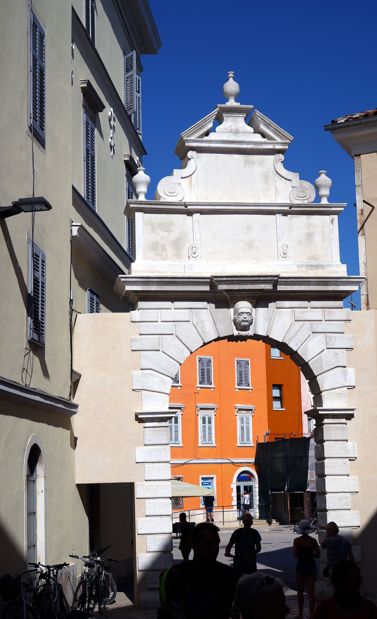 Arco dei Balbi di Rovigno - Istria...