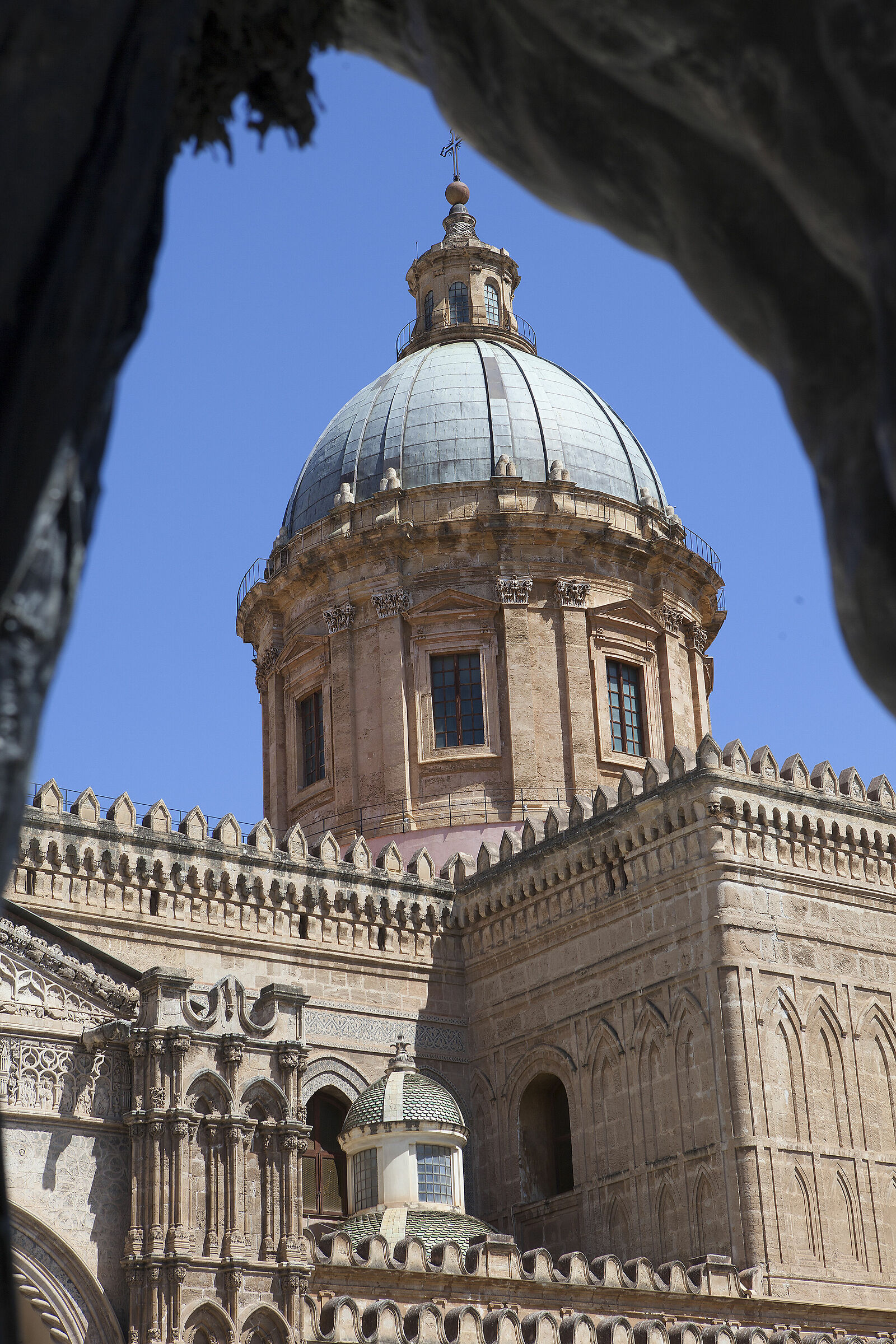 Veduta del Duomo di Palermo...
