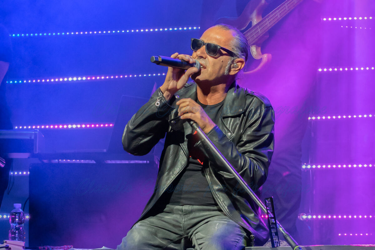 Luca Carboni Luco Concert of the Marseilles 25-8-19...