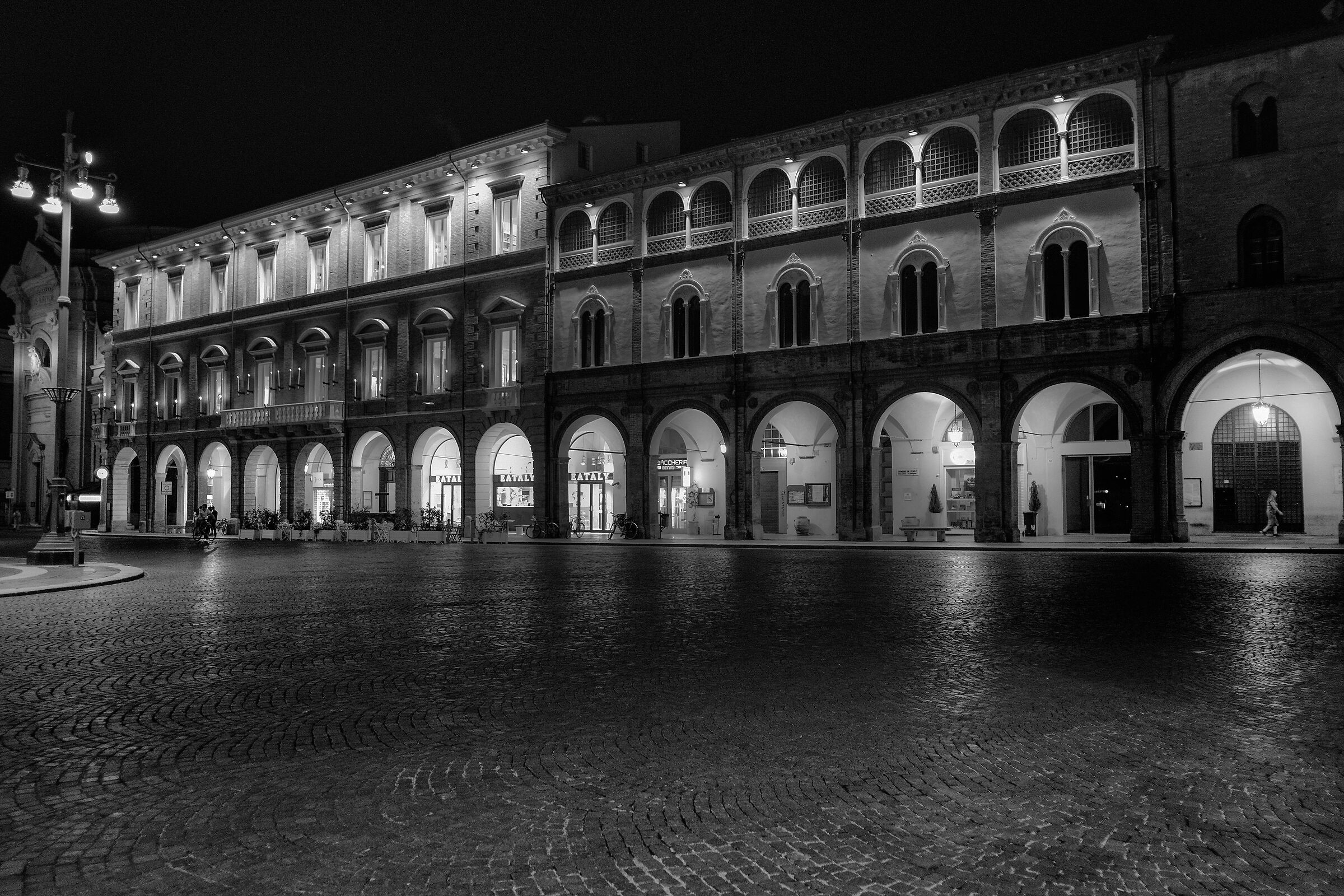 A glimpse of Forlì's Saffi Square...