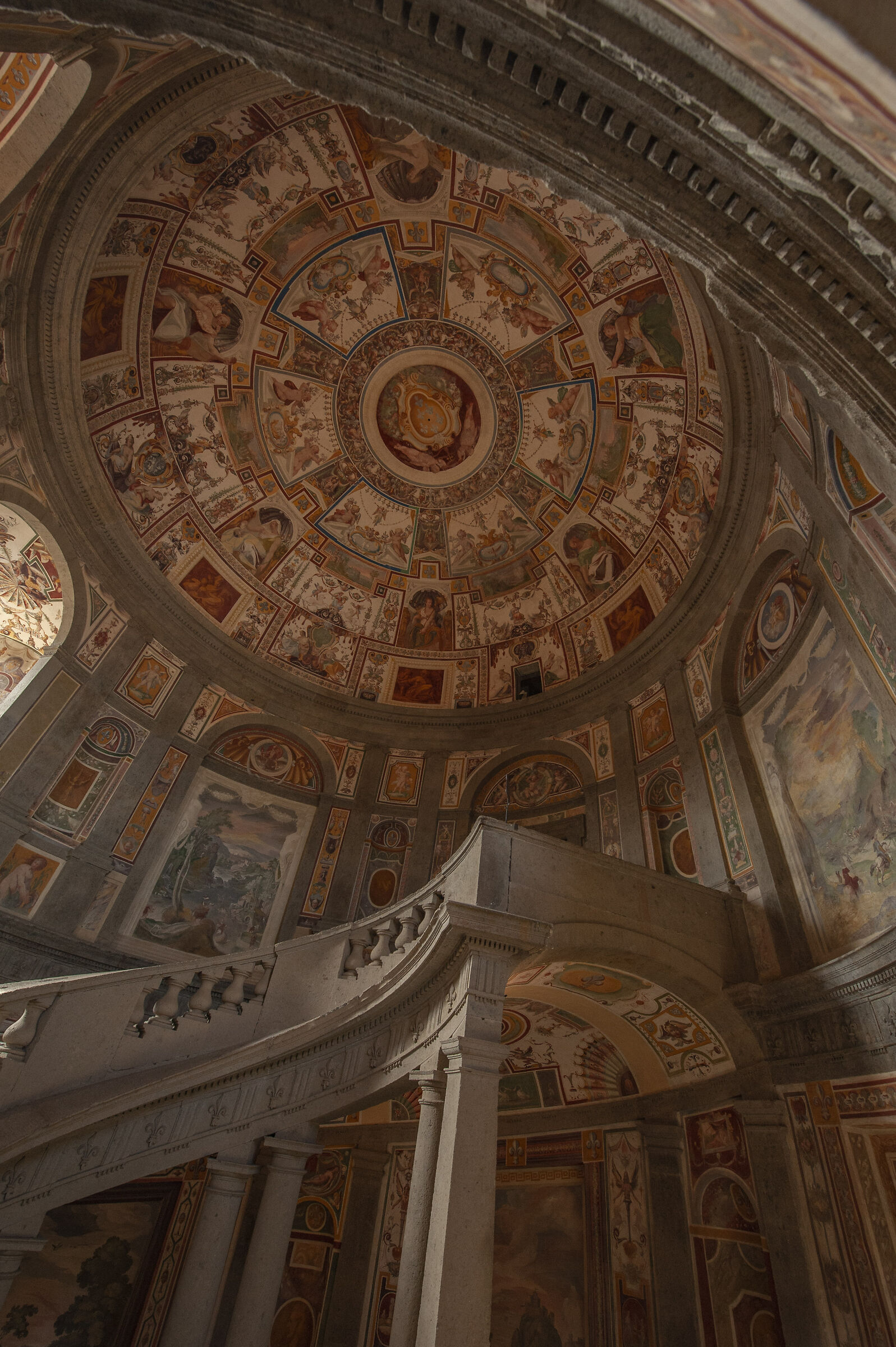 scala reggia palazzo Farnese caprarola (vt)...