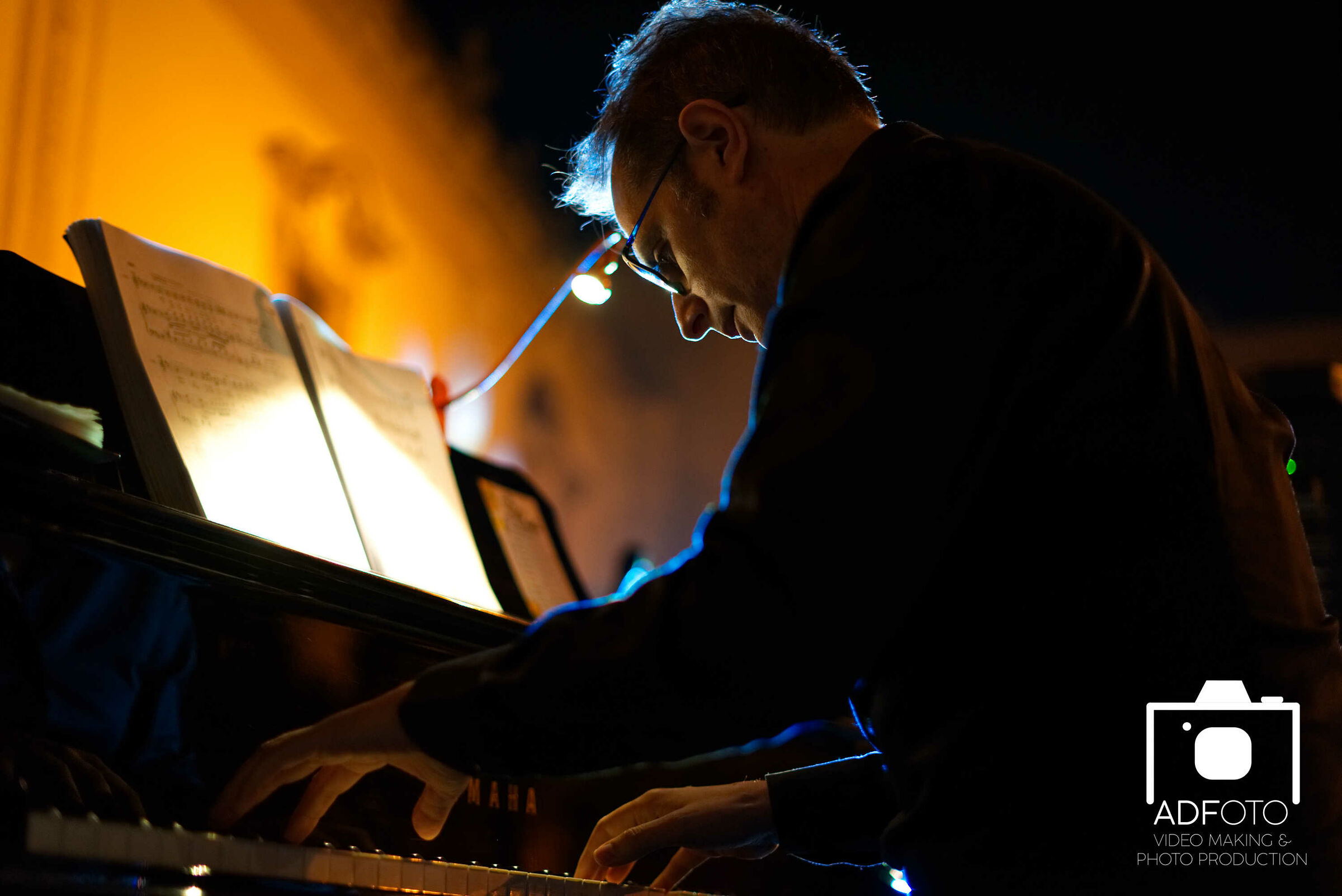 low light and piano...