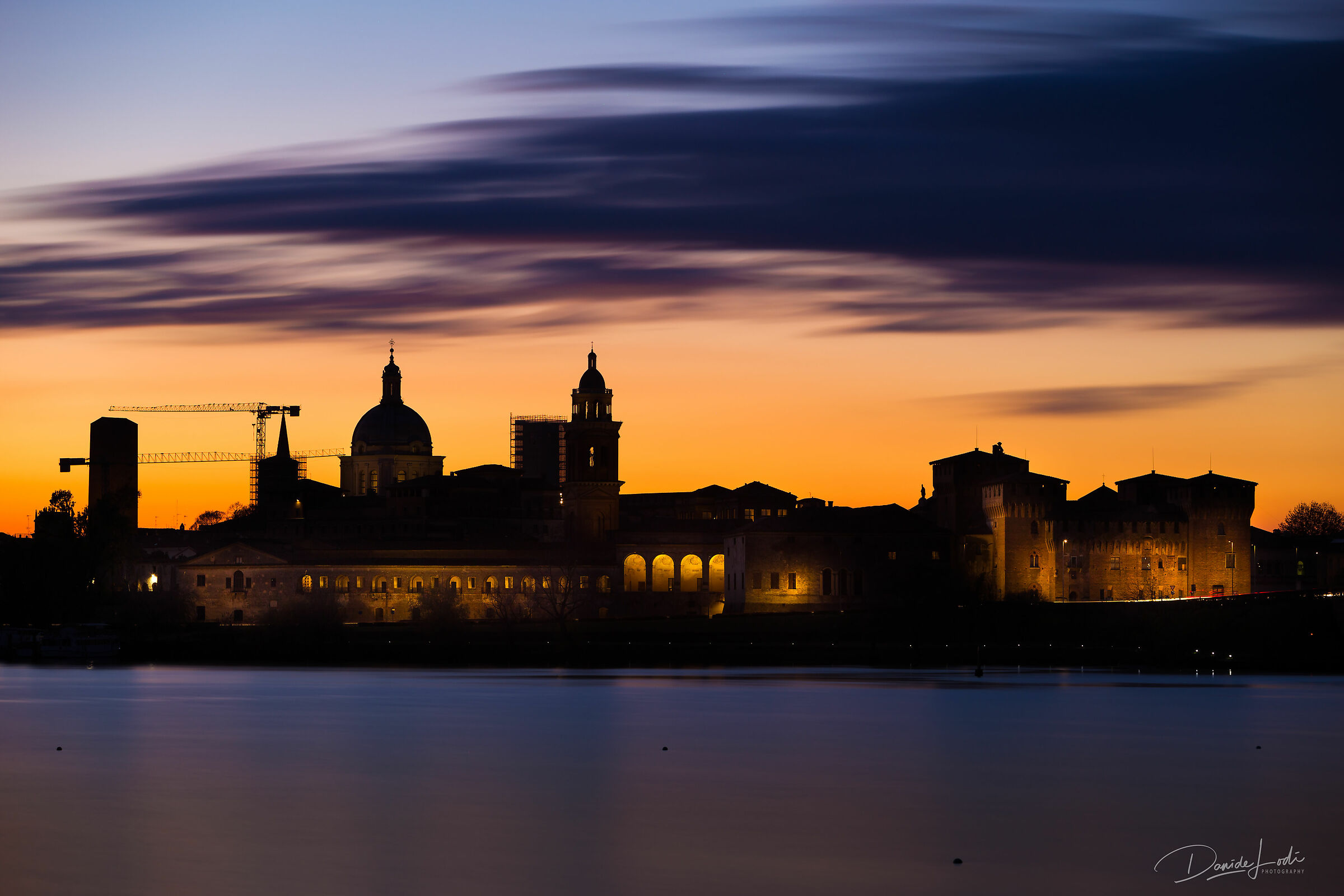 Il tramonto su Mantova...