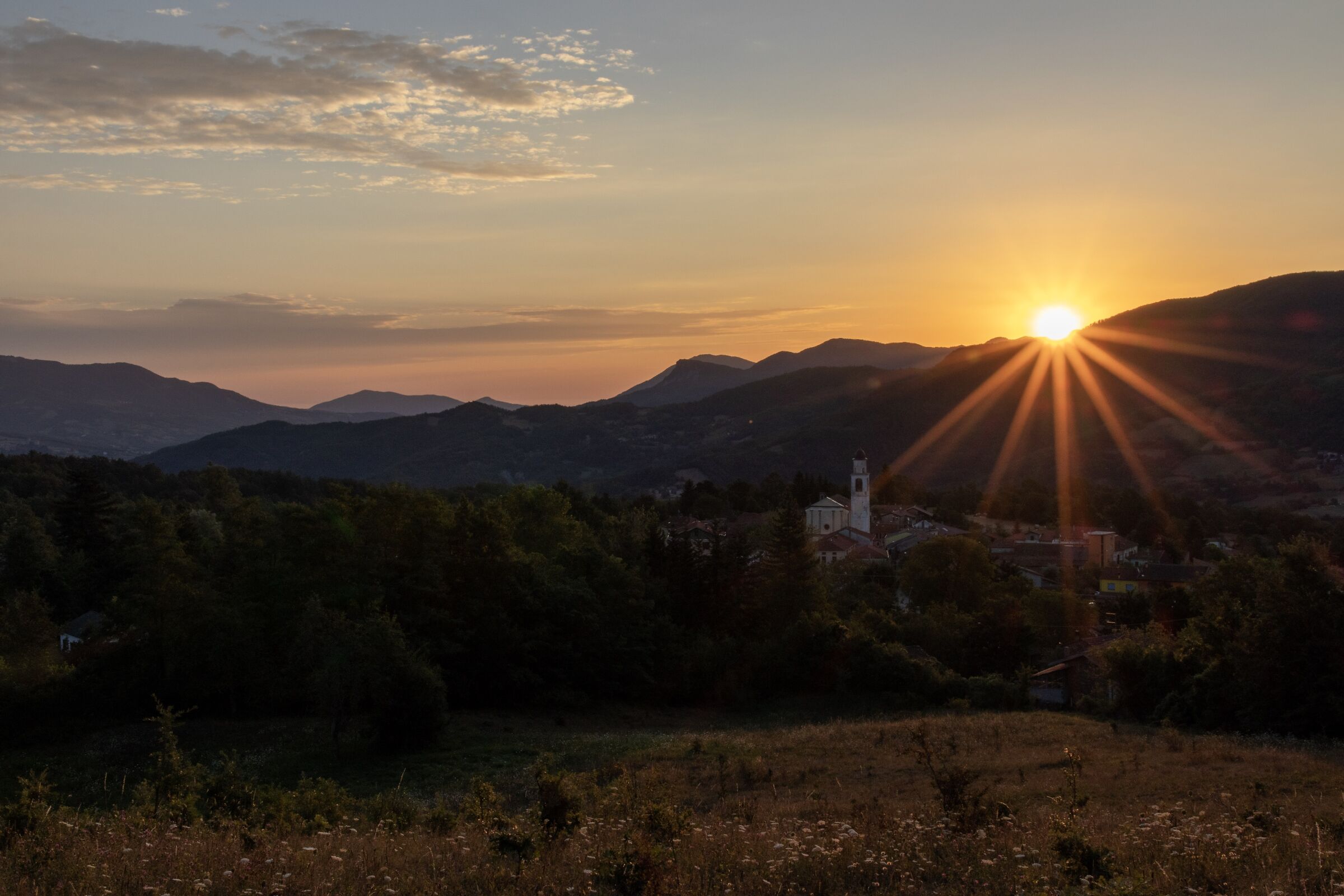 Cereseto, all'alba, d'estate...