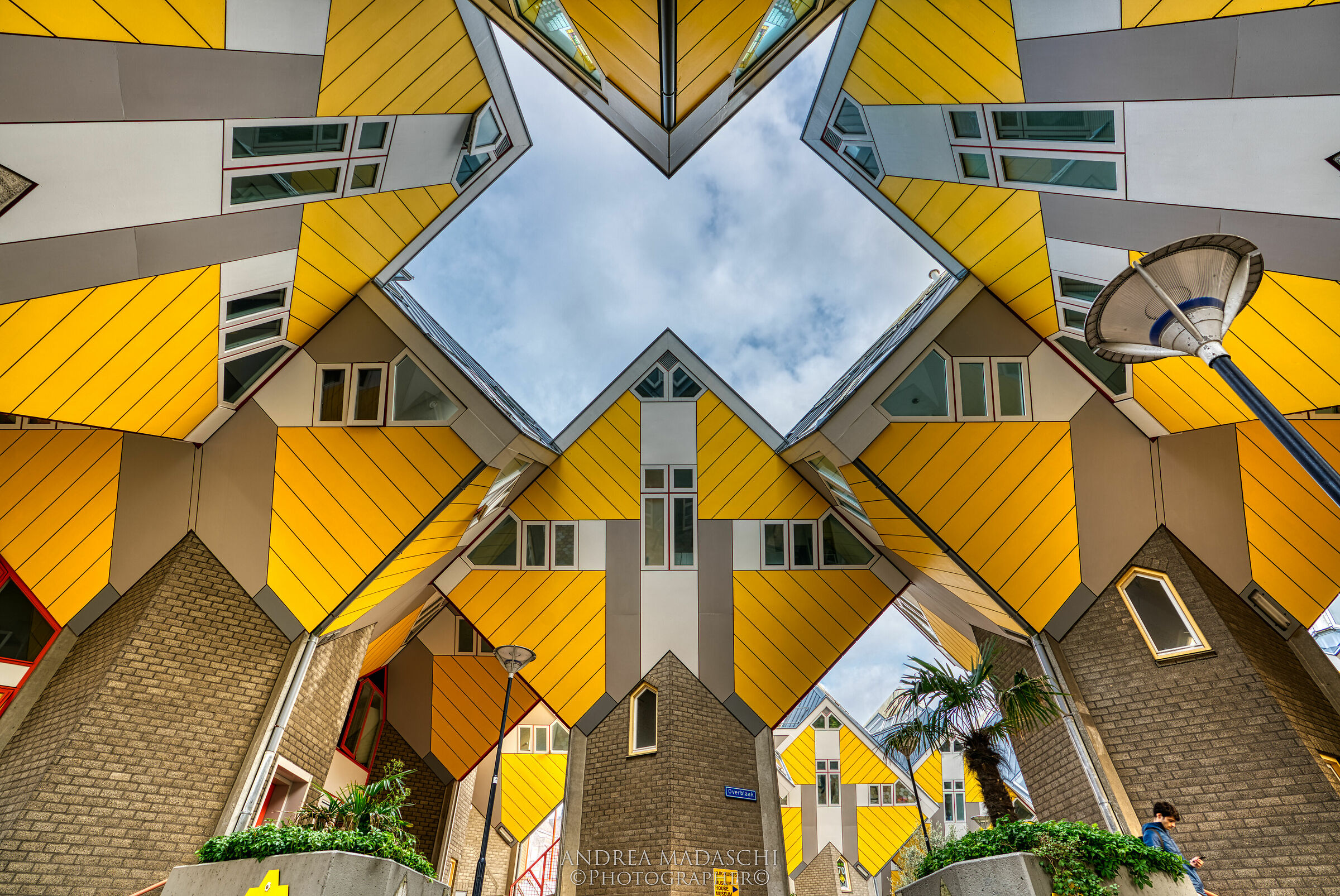 Cube House Rotterdam...