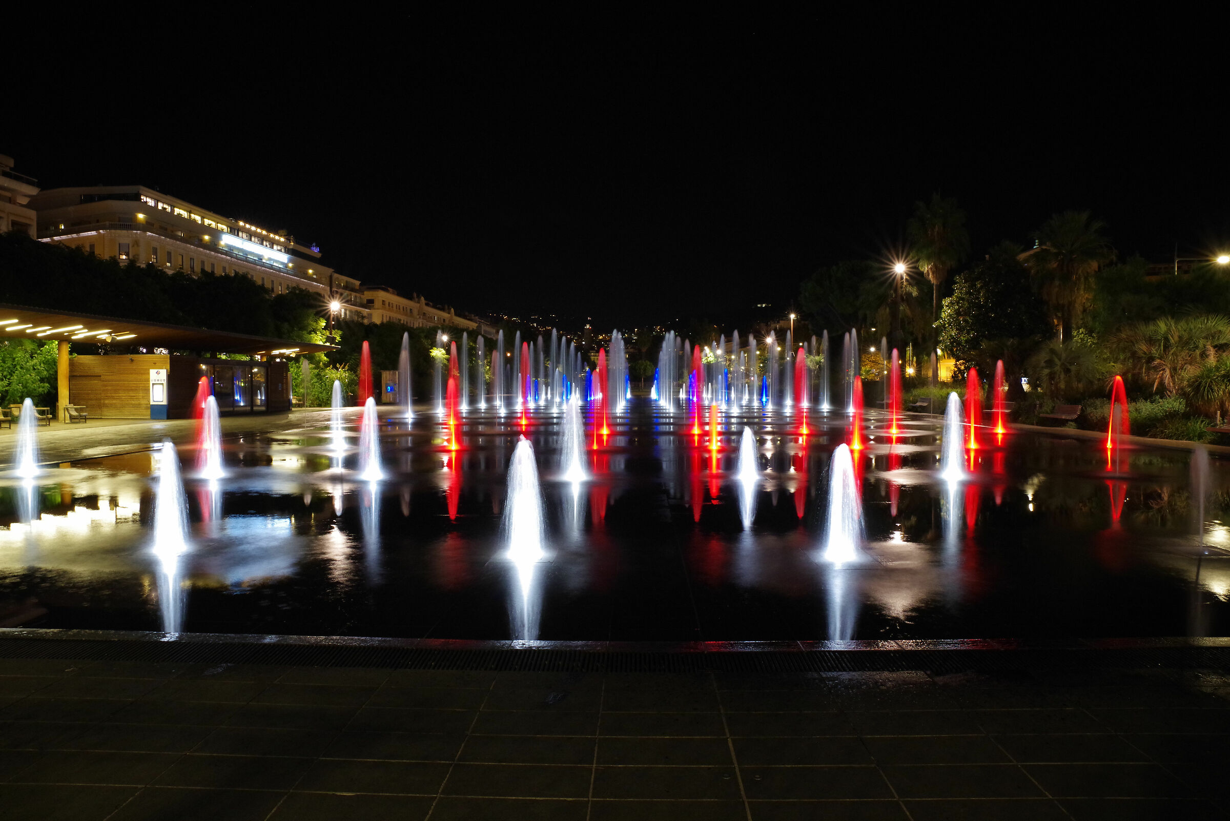 Fontana a Piazza Massèna (Nizza)...