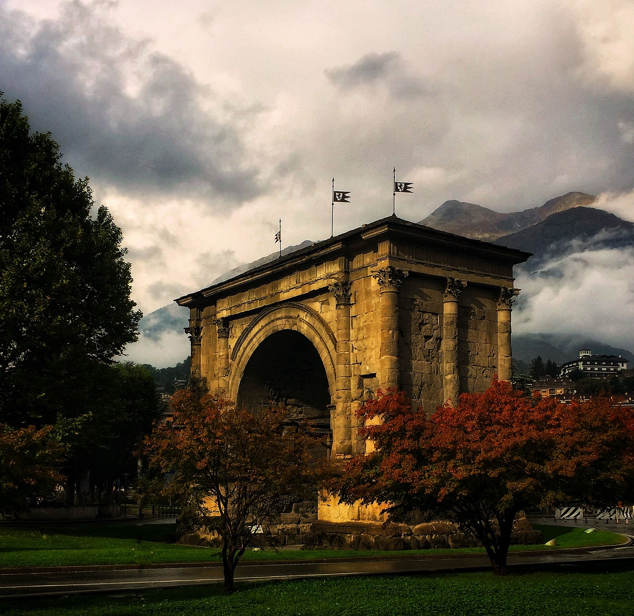 L'arco di Augusto, simbolo di Aosta...
