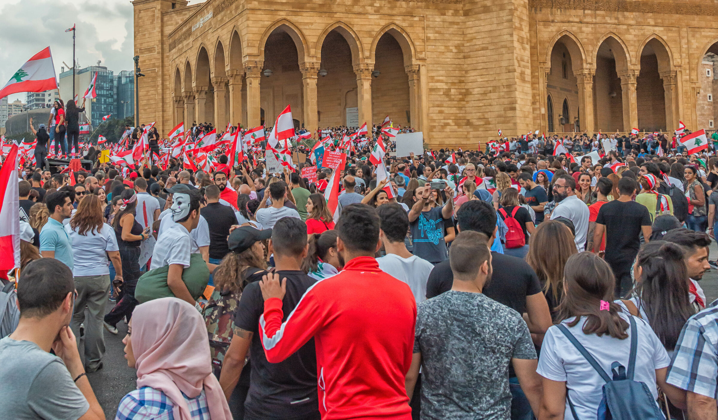 Unità libanese contro il governo...