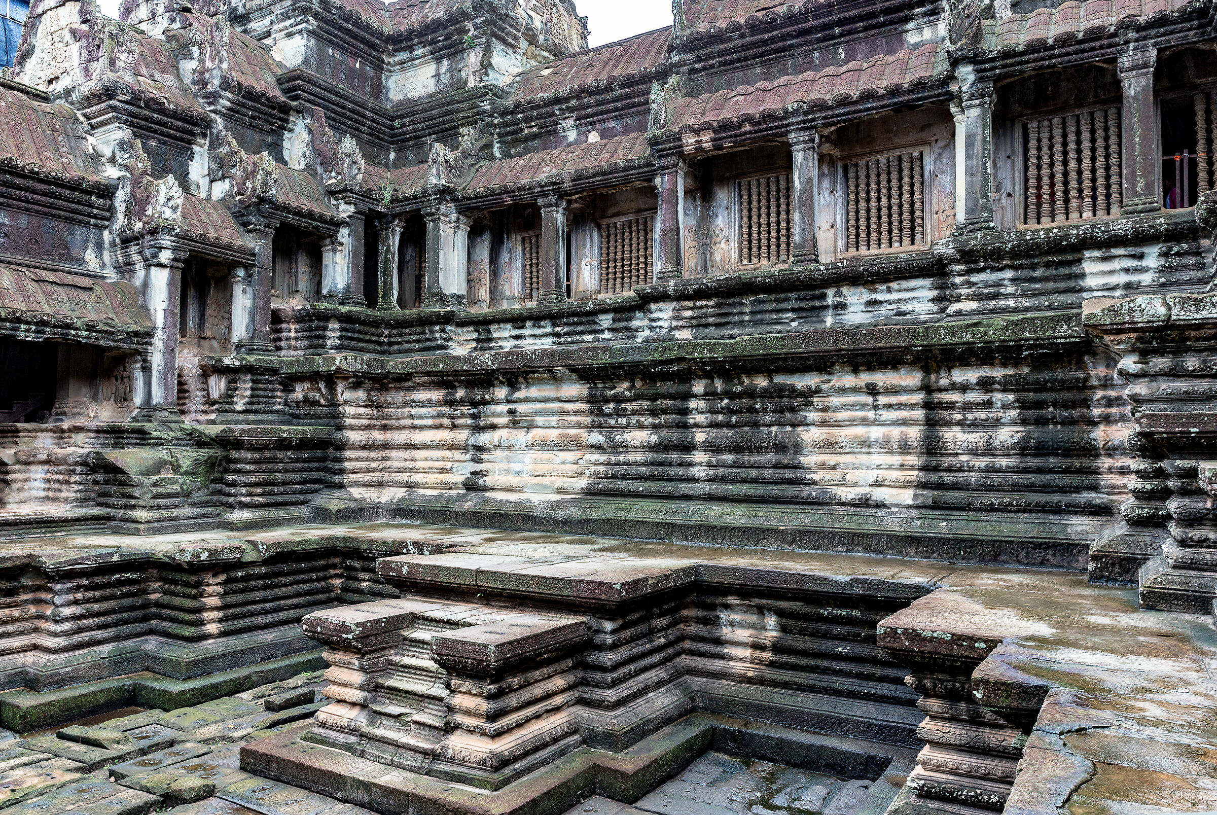 The walls of Angkor...