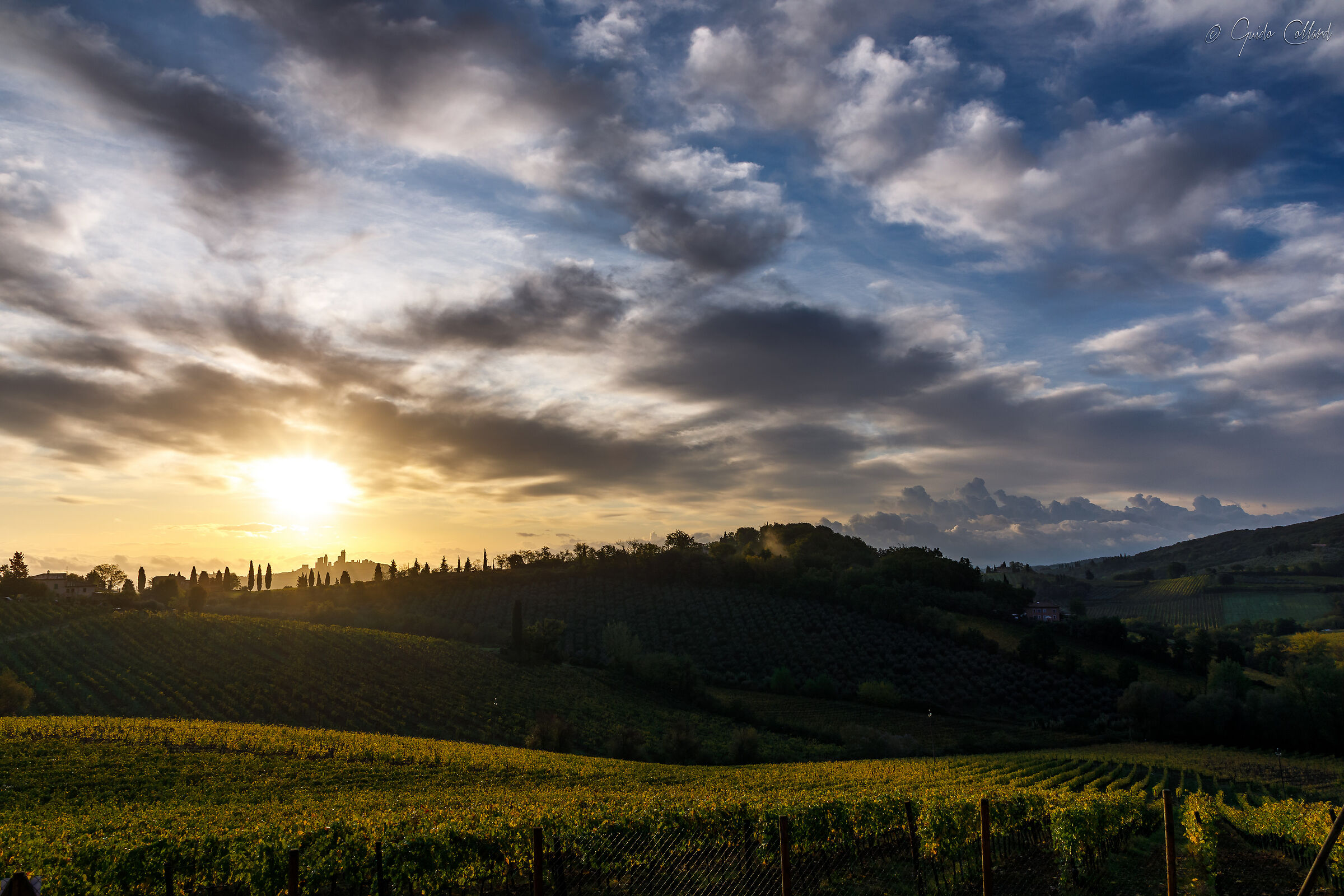 Tuscany - Sunrise campaign on San Gimignano...