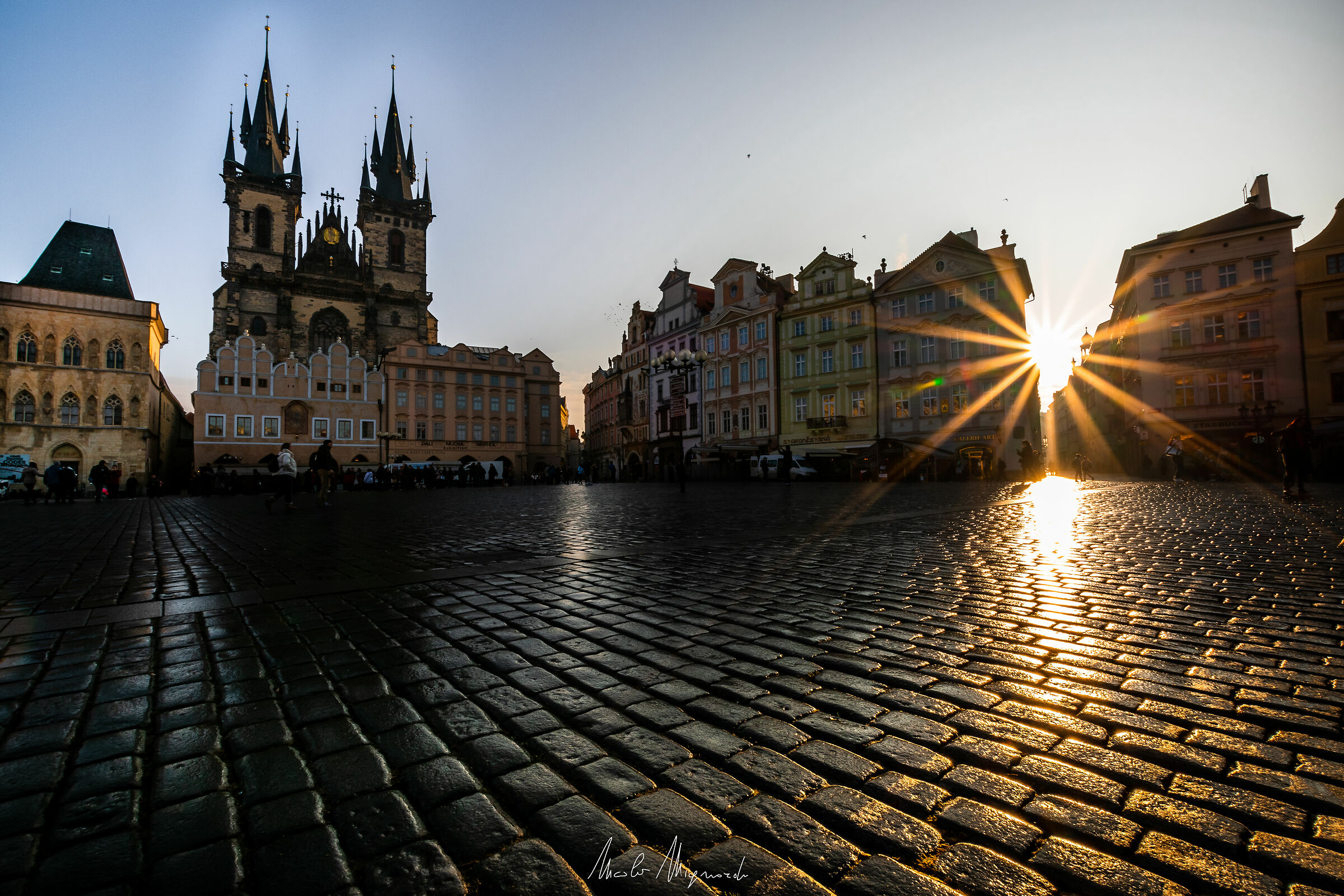 Morning at the Old Town Square...