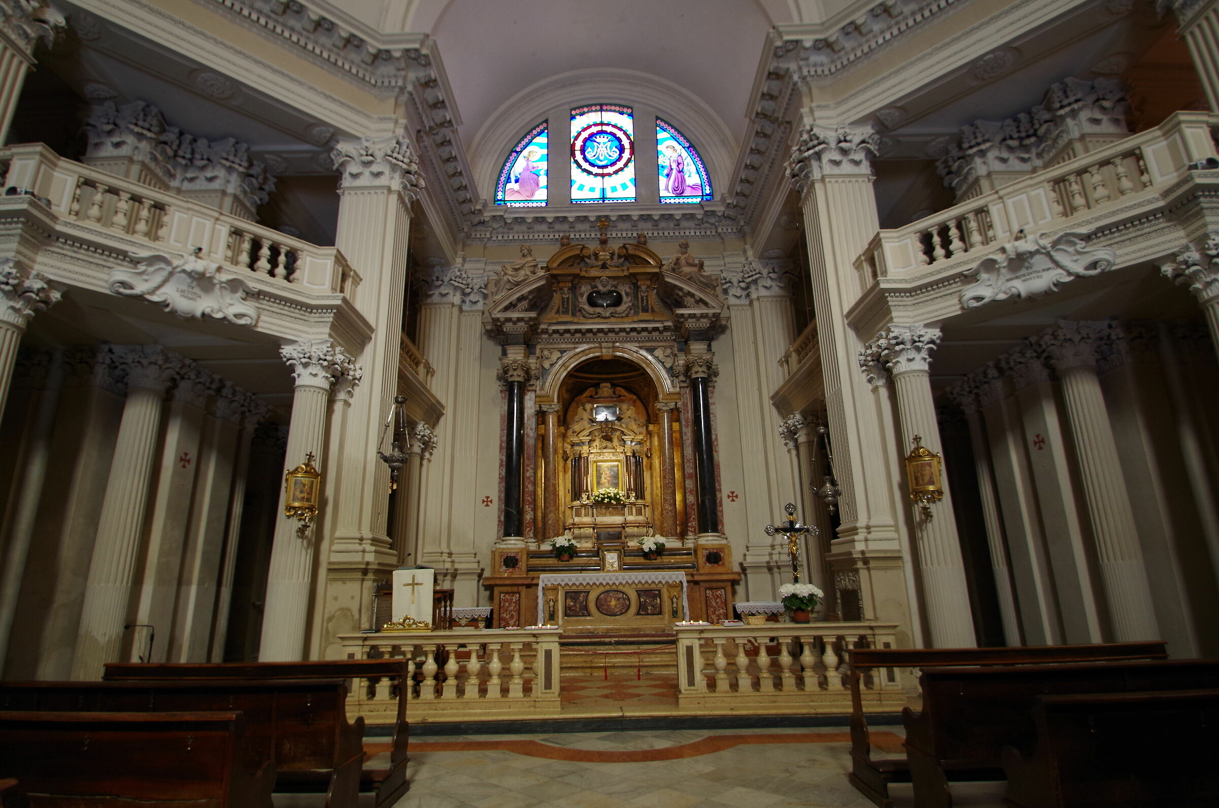 Interior St. George's Church - Modena...