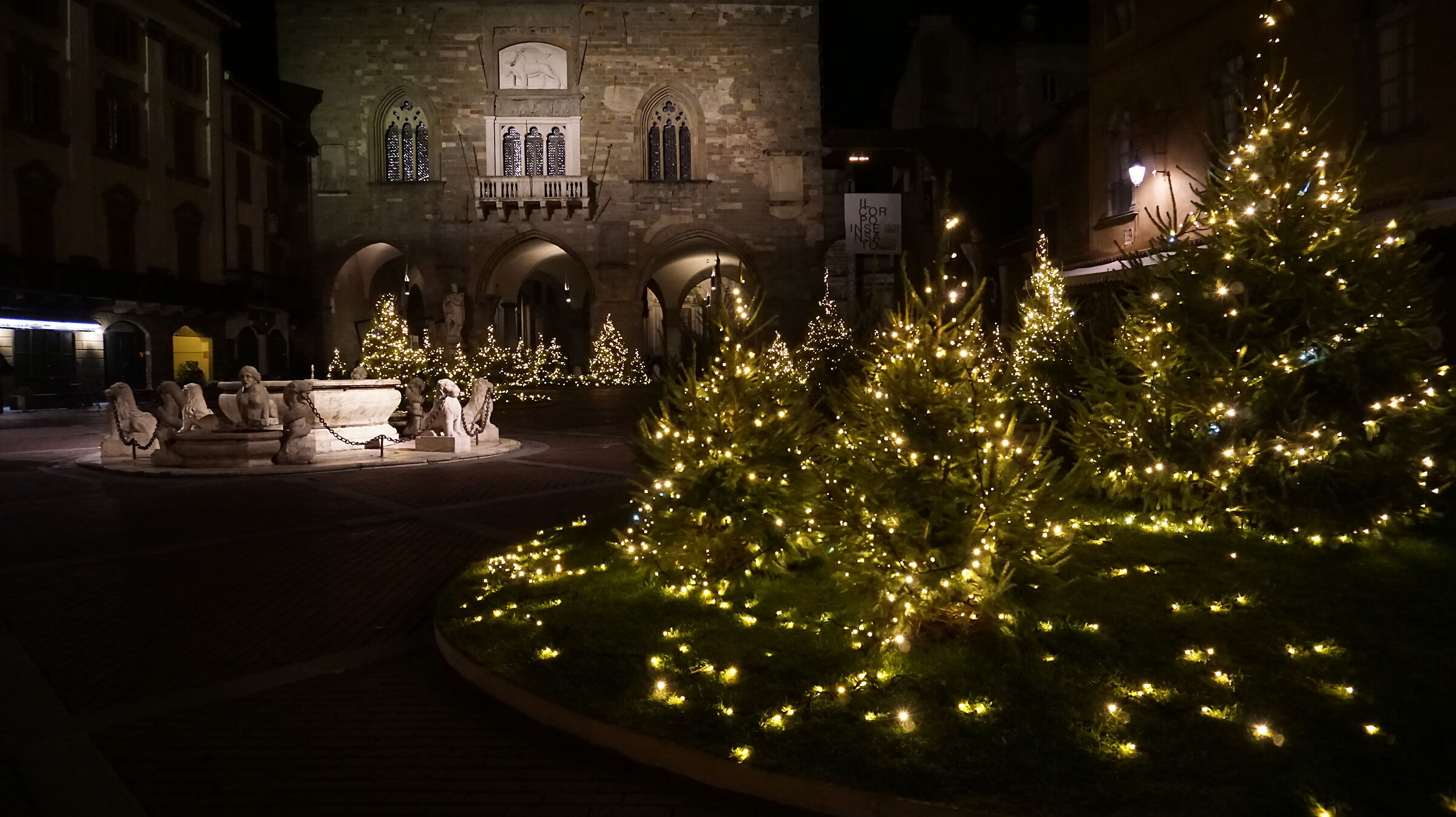 Christmas in the old square...
