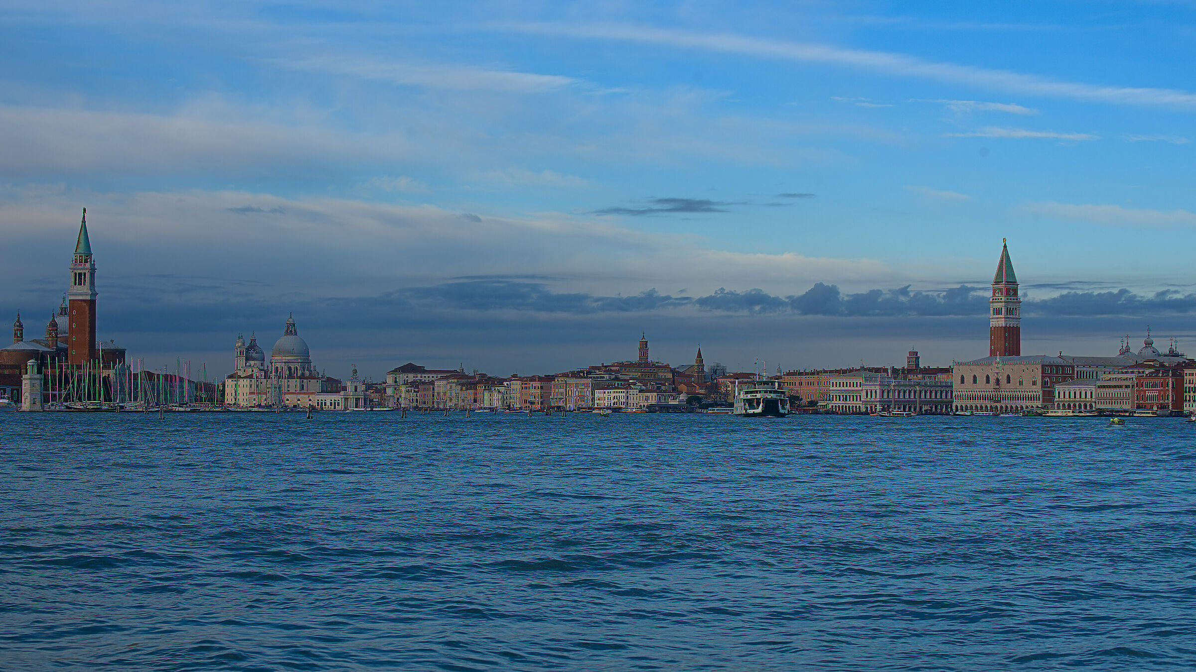 Panorama of Venice  ...