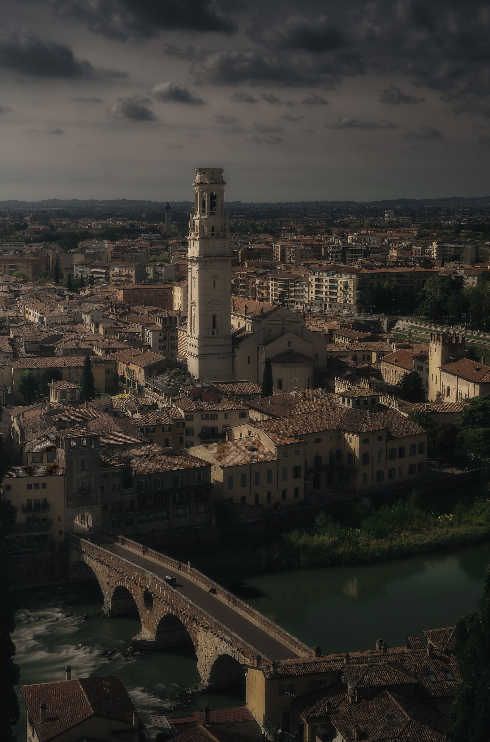 Details of Verona...