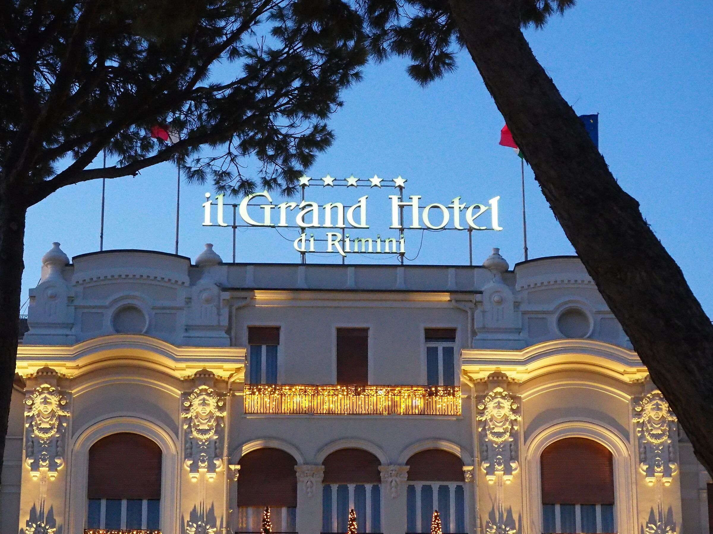 Grand Hotel...