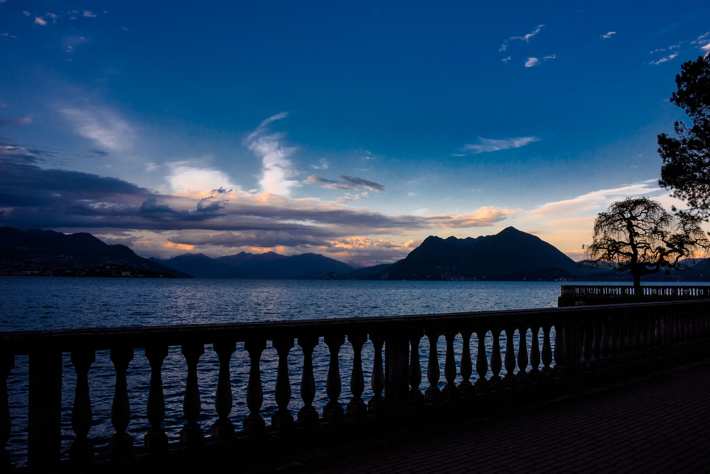 Lakefront Stresa...