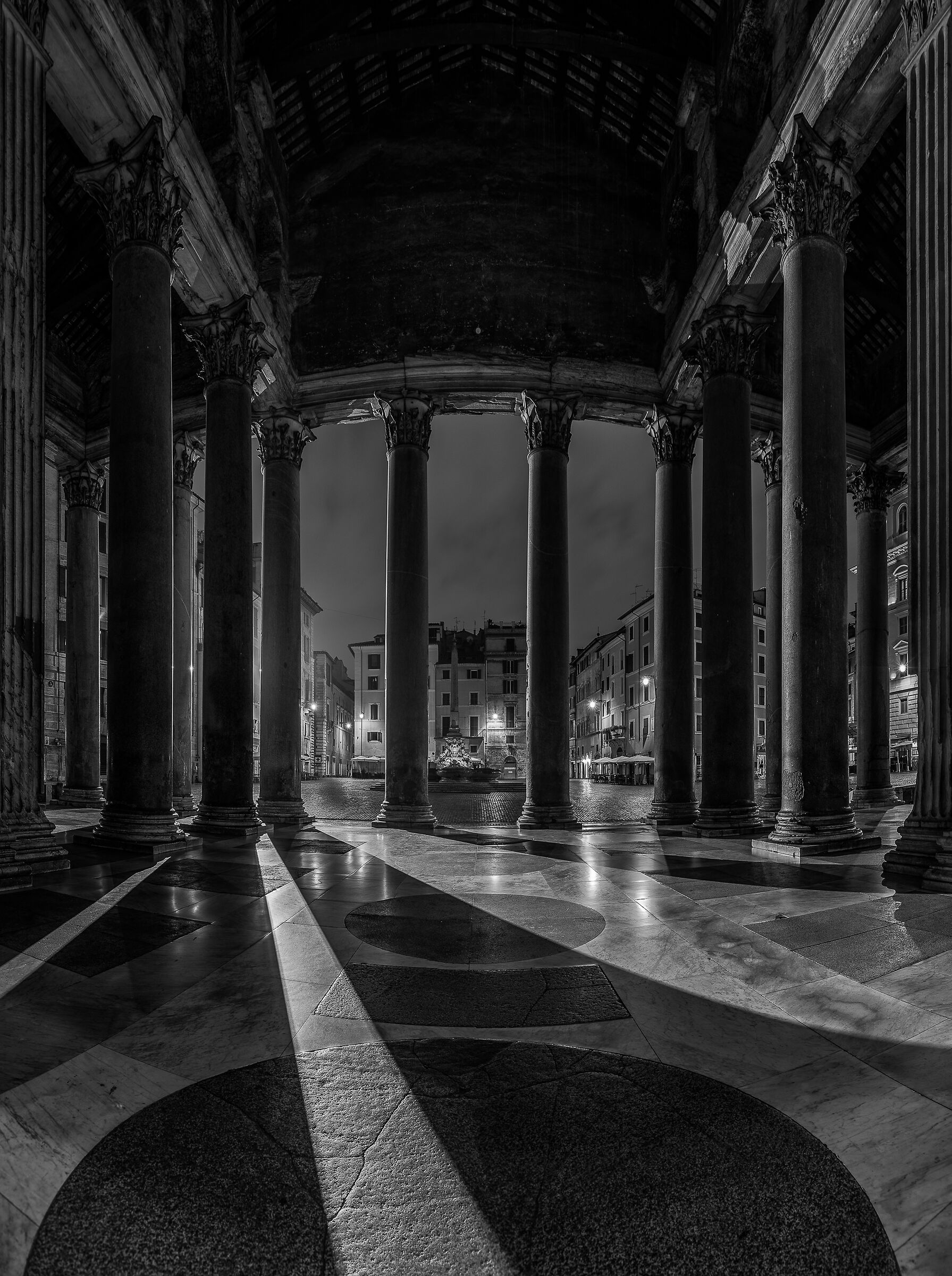 Playing... with lights at the Pantheon...