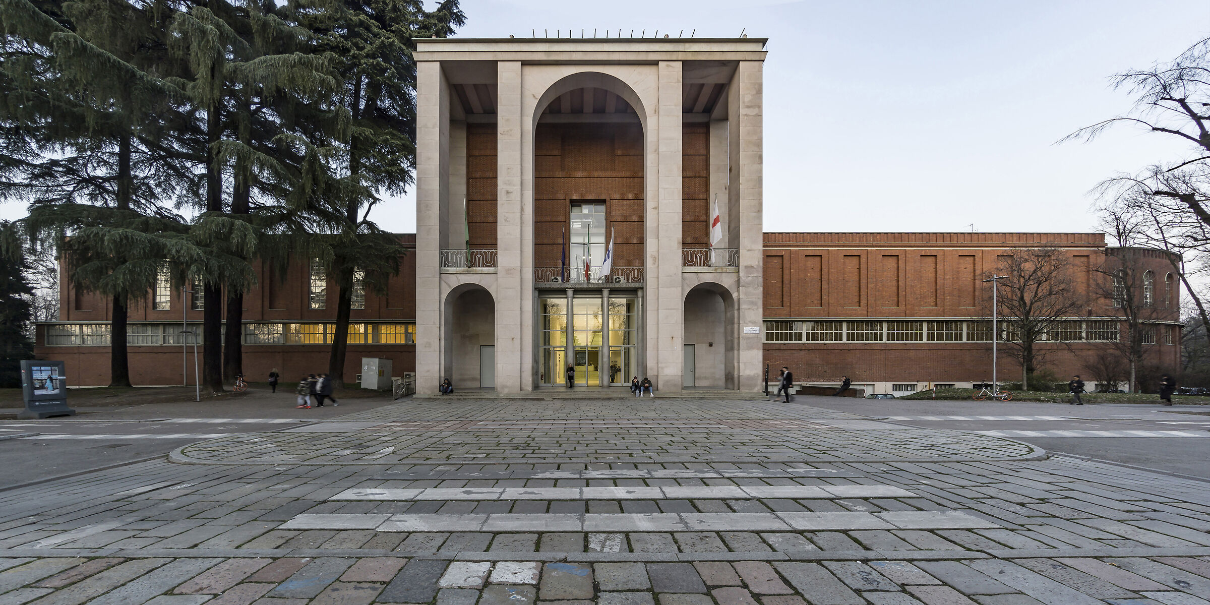 Palace of Art (seat of the Triennale) - 1...