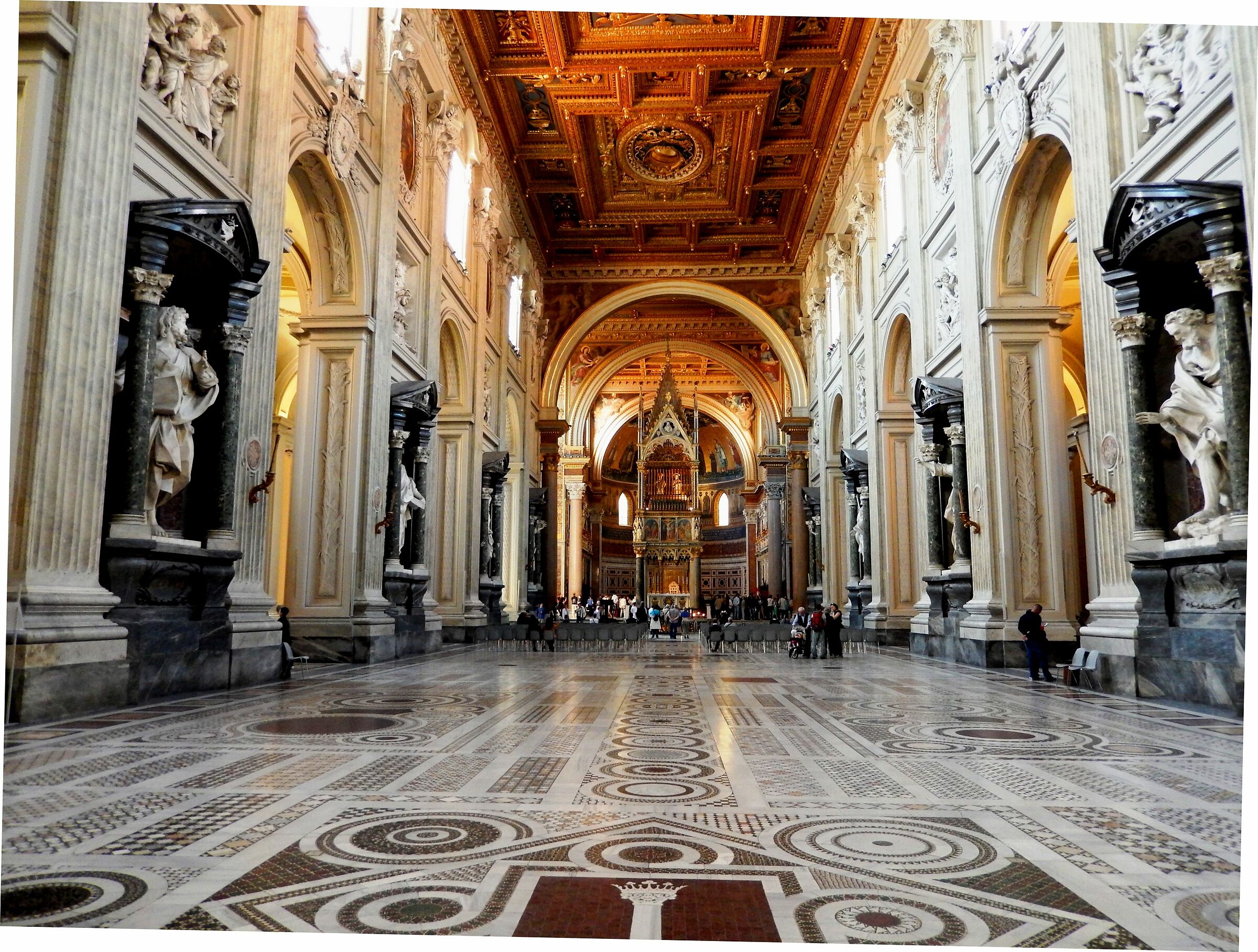 Basilica di S.Giovanni in Laterano...