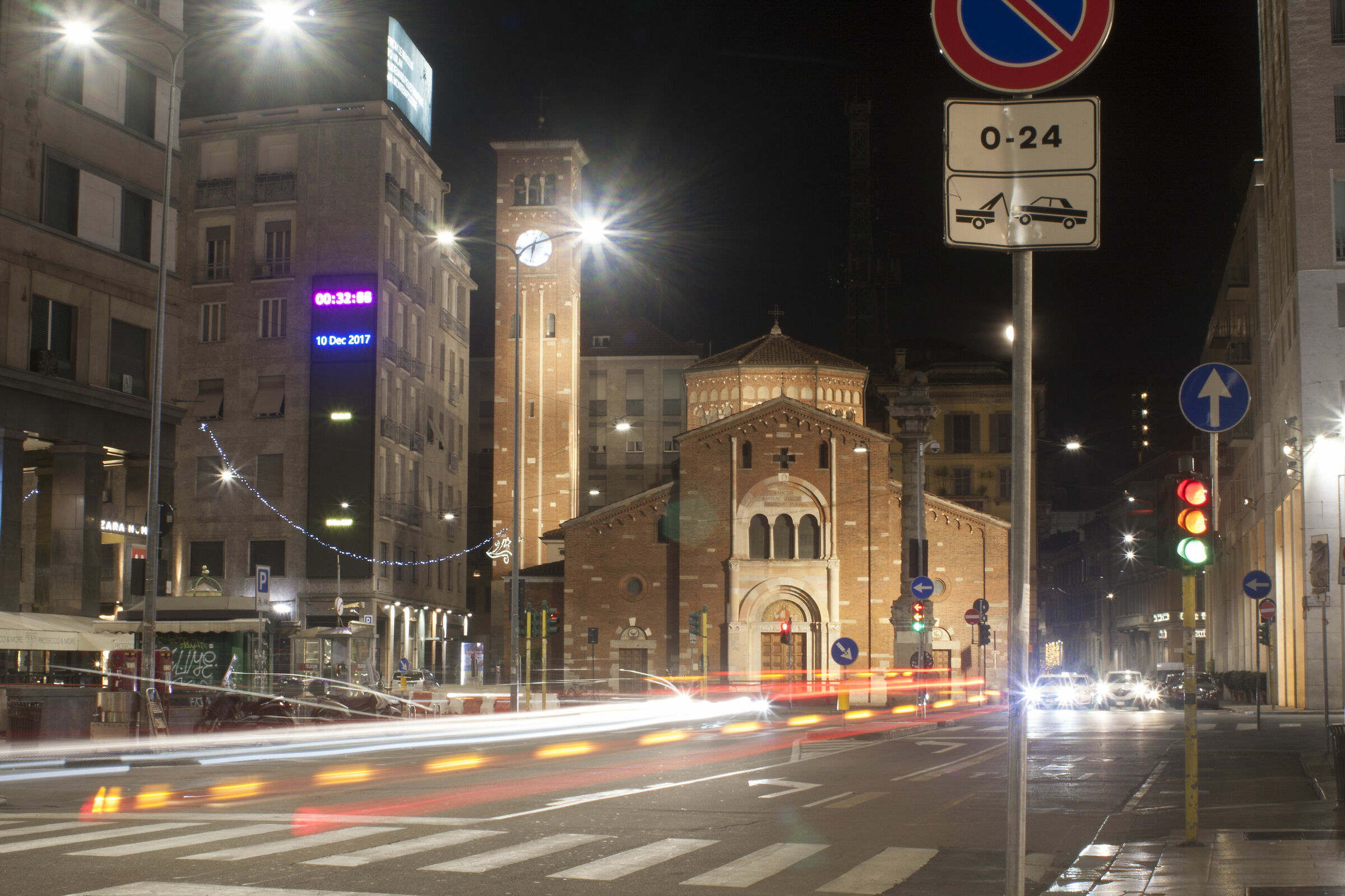 Guarda Milano di notte...