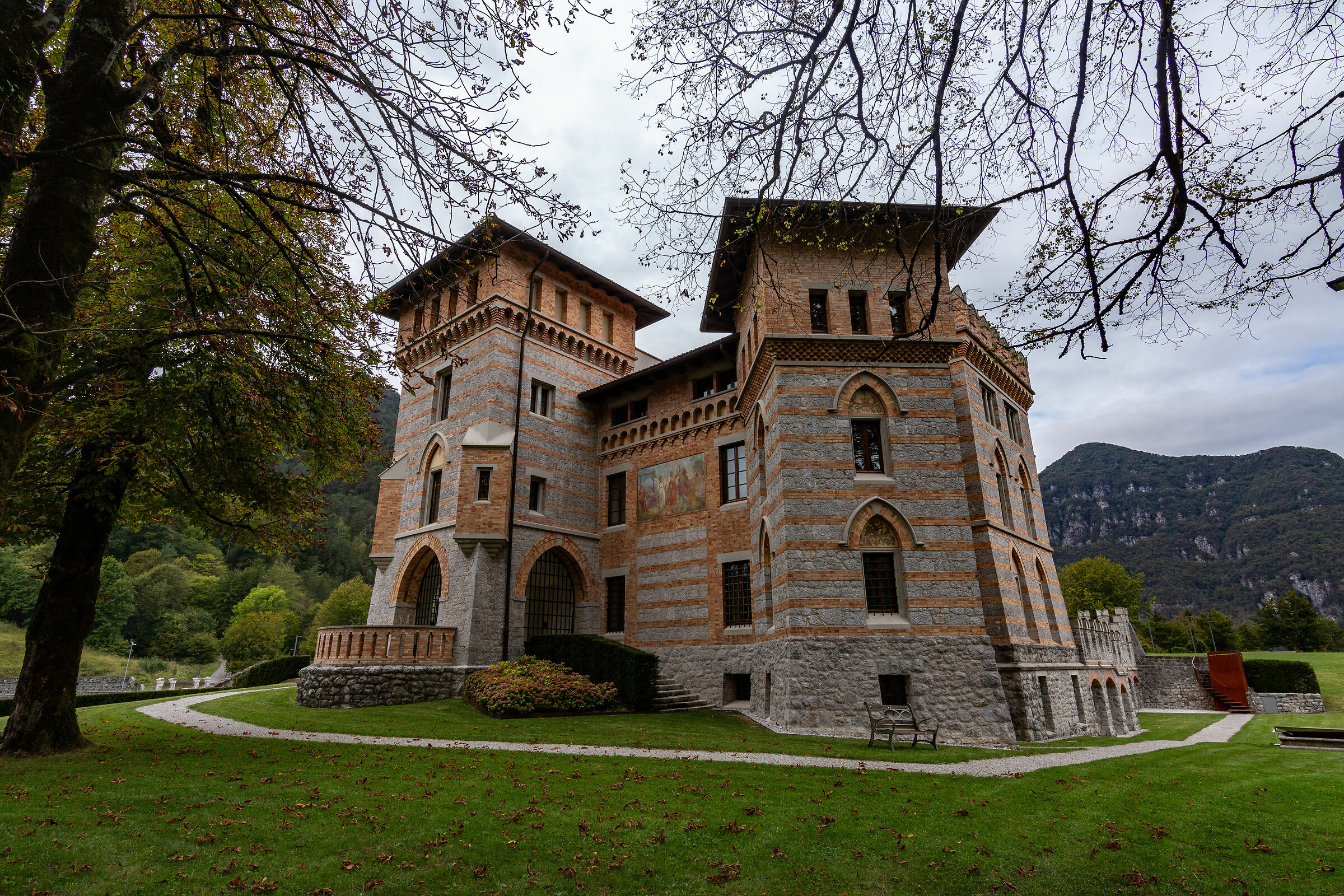 The eclectic Castel Ceconi....