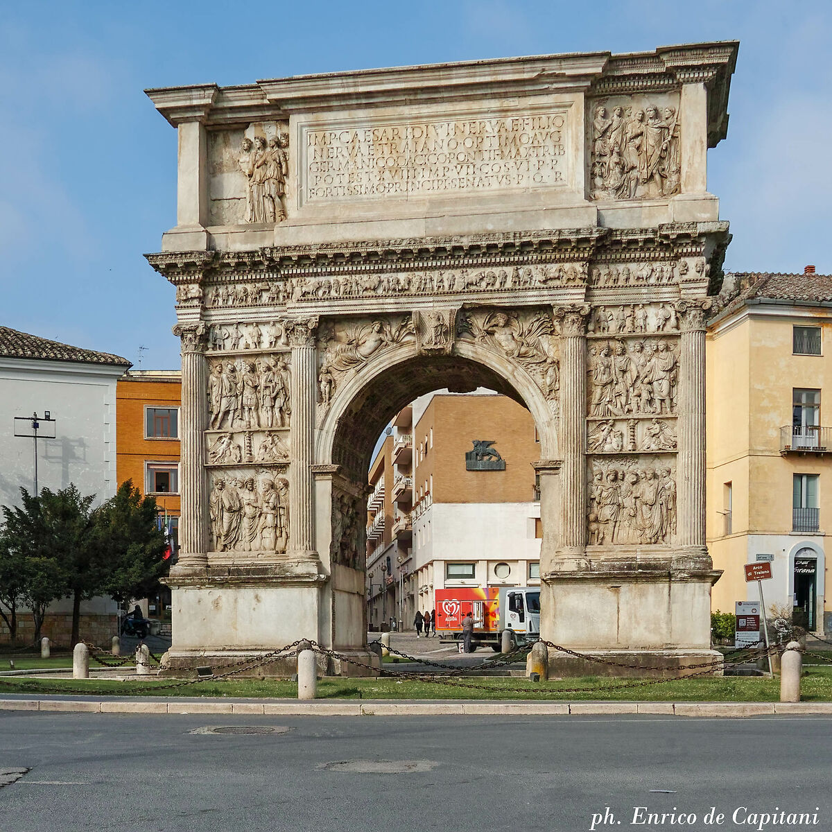 L'arco di Traiano a Benevento...