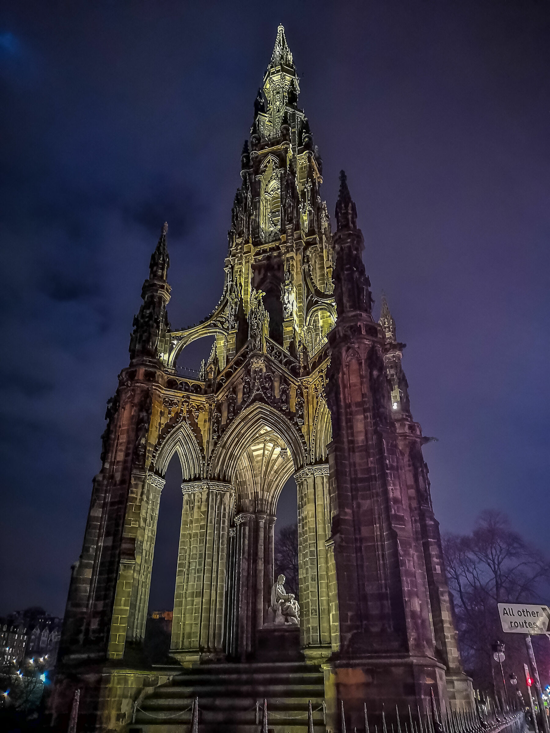 Edinburgh Scott Monument...