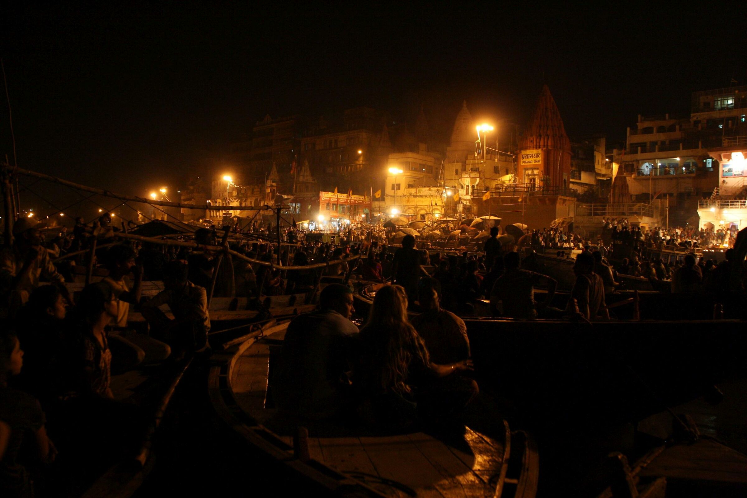 Cerimonia sul Gange...
